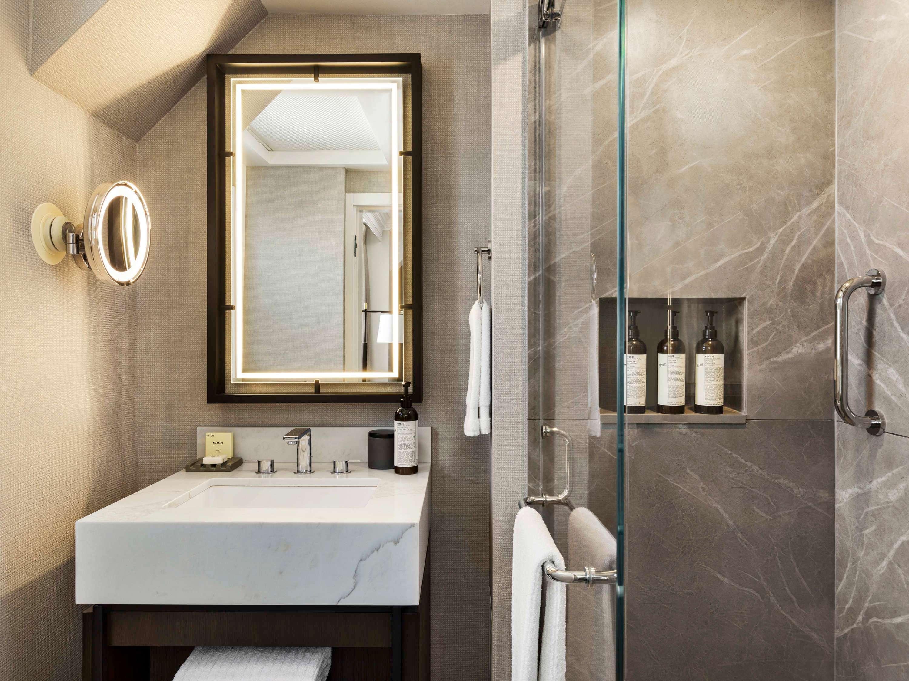 Double Two Queen Beds