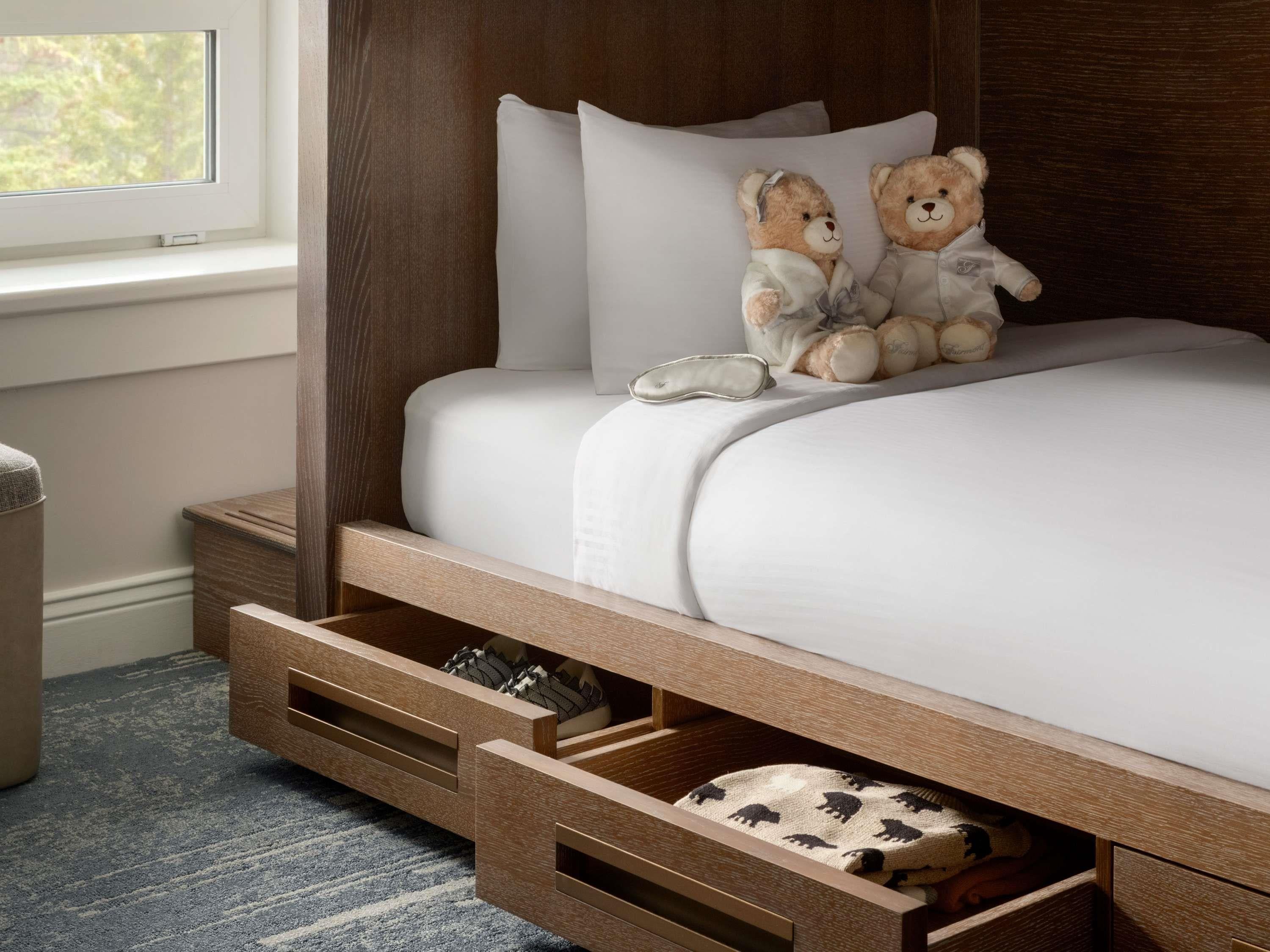 Family Room King Size Bed