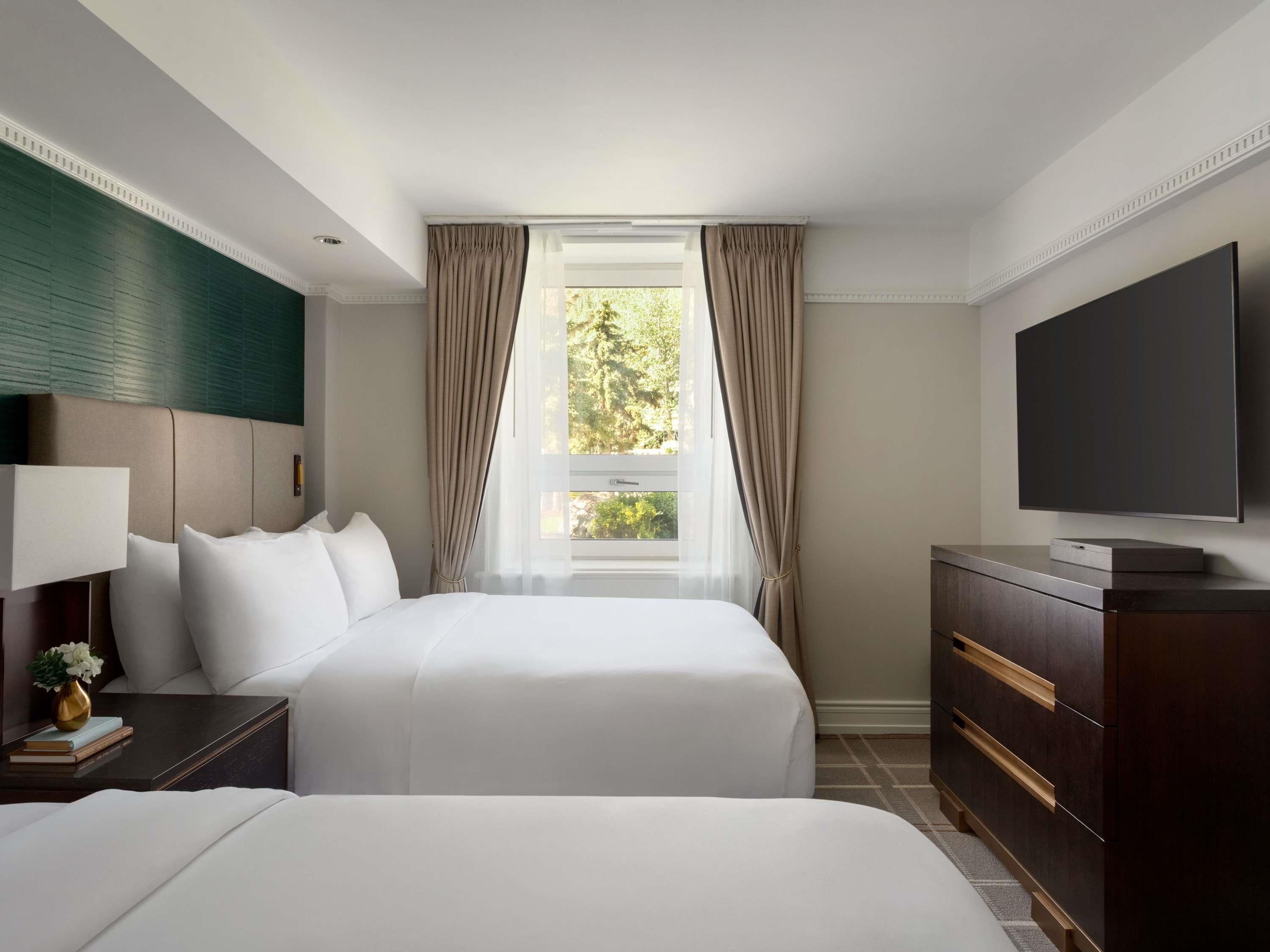 Suite Two Queen Beds