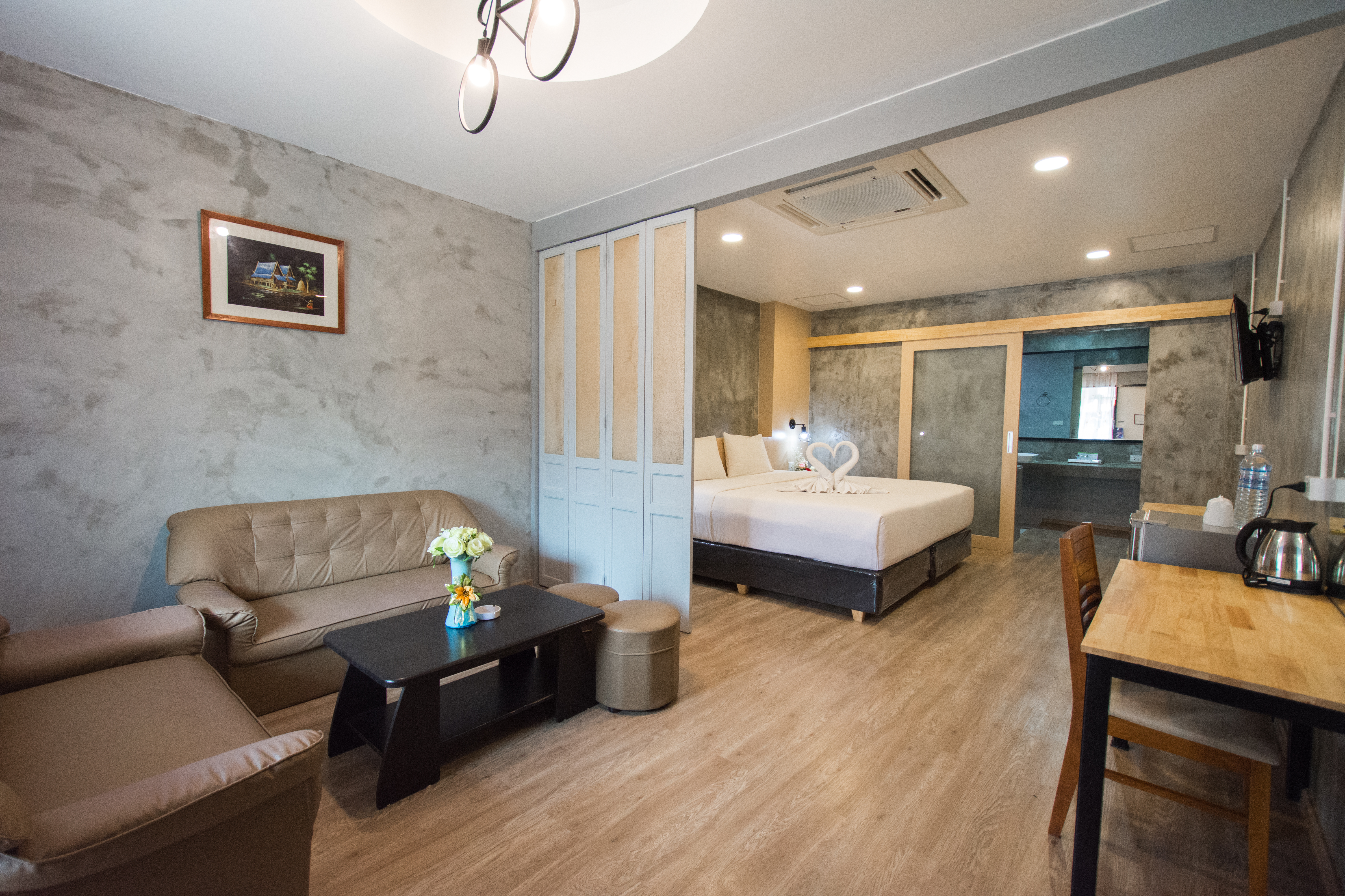 Double or Twin Deluxe