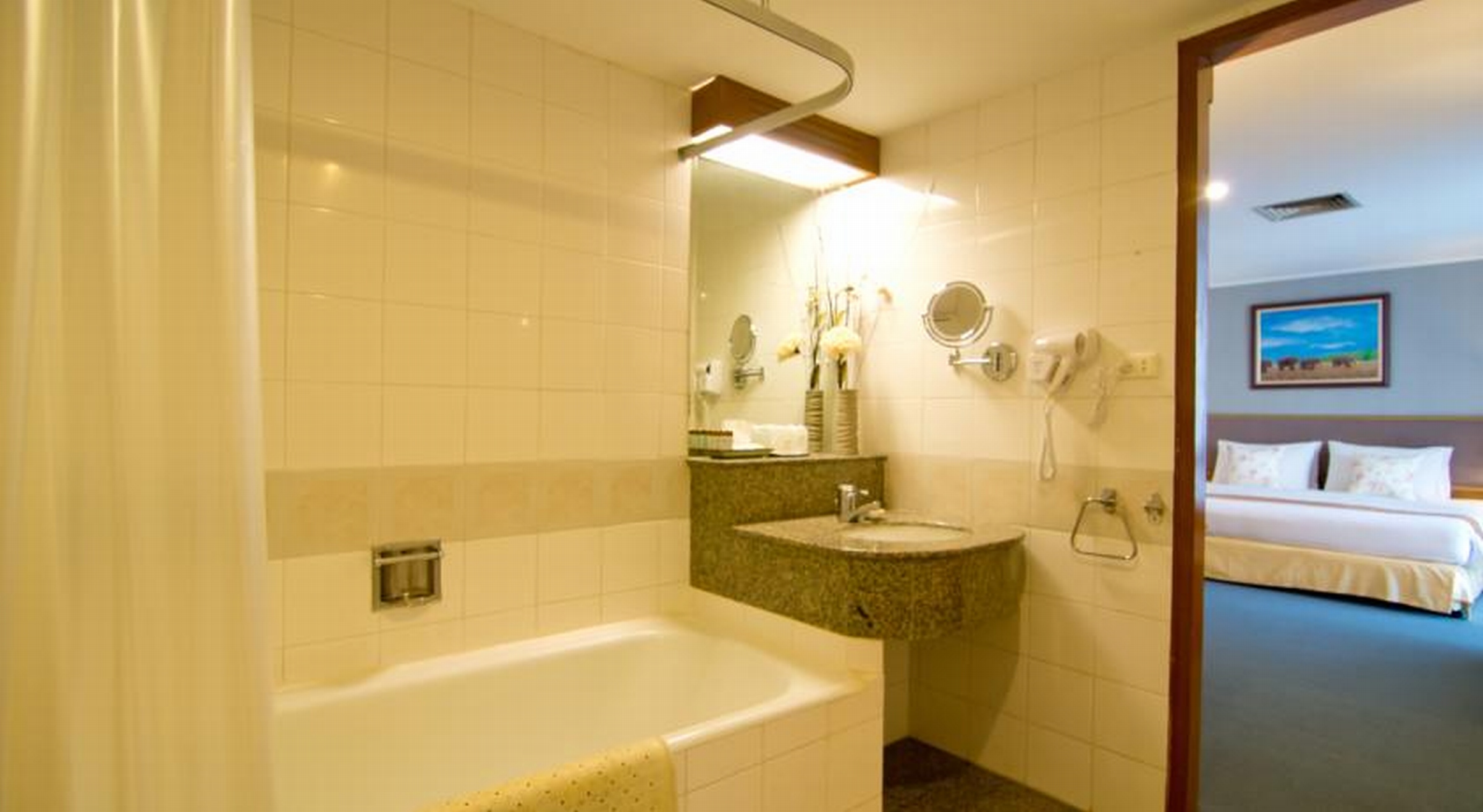 Double or Twin Executive