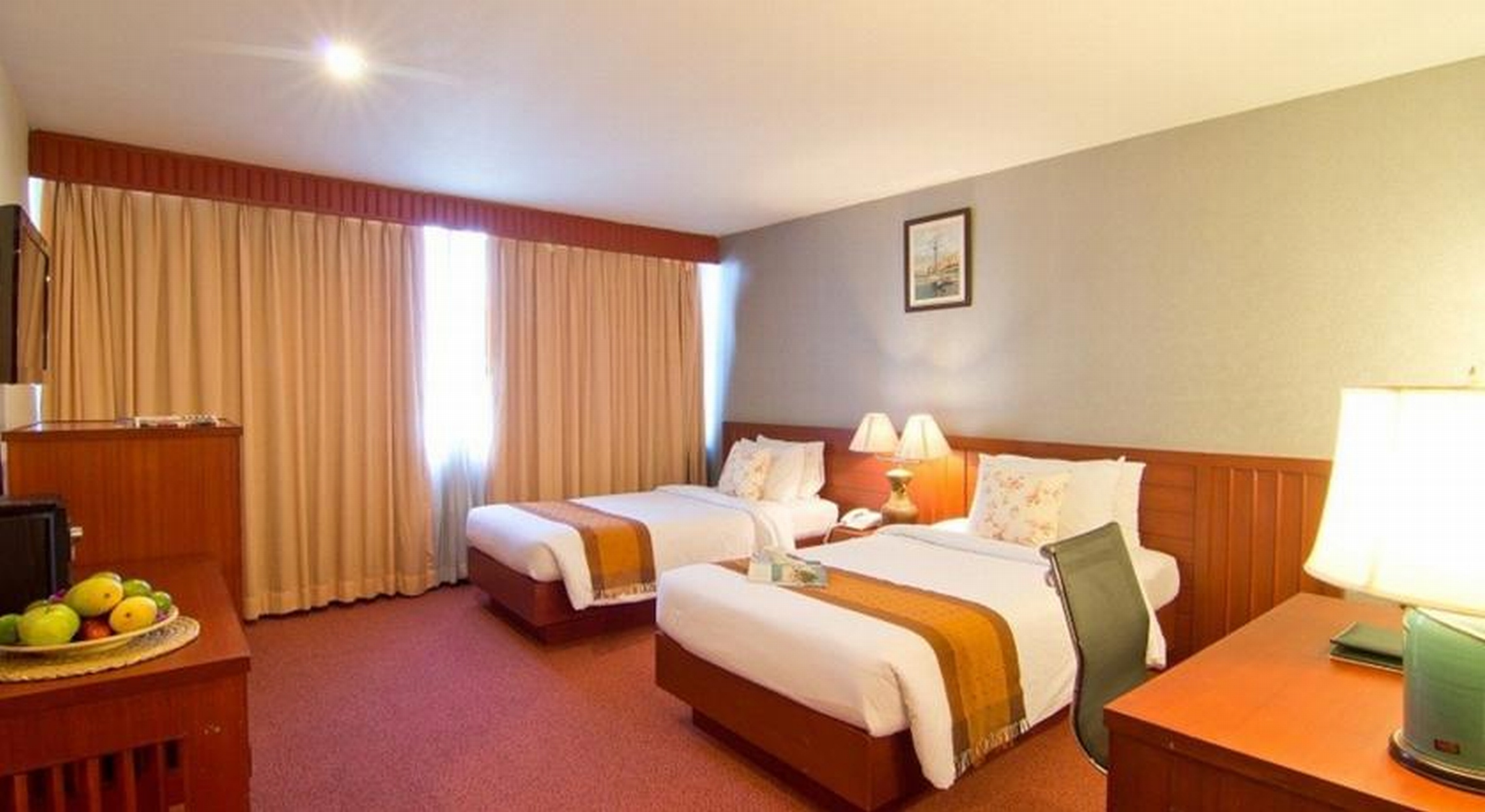 Double or Twin Executive