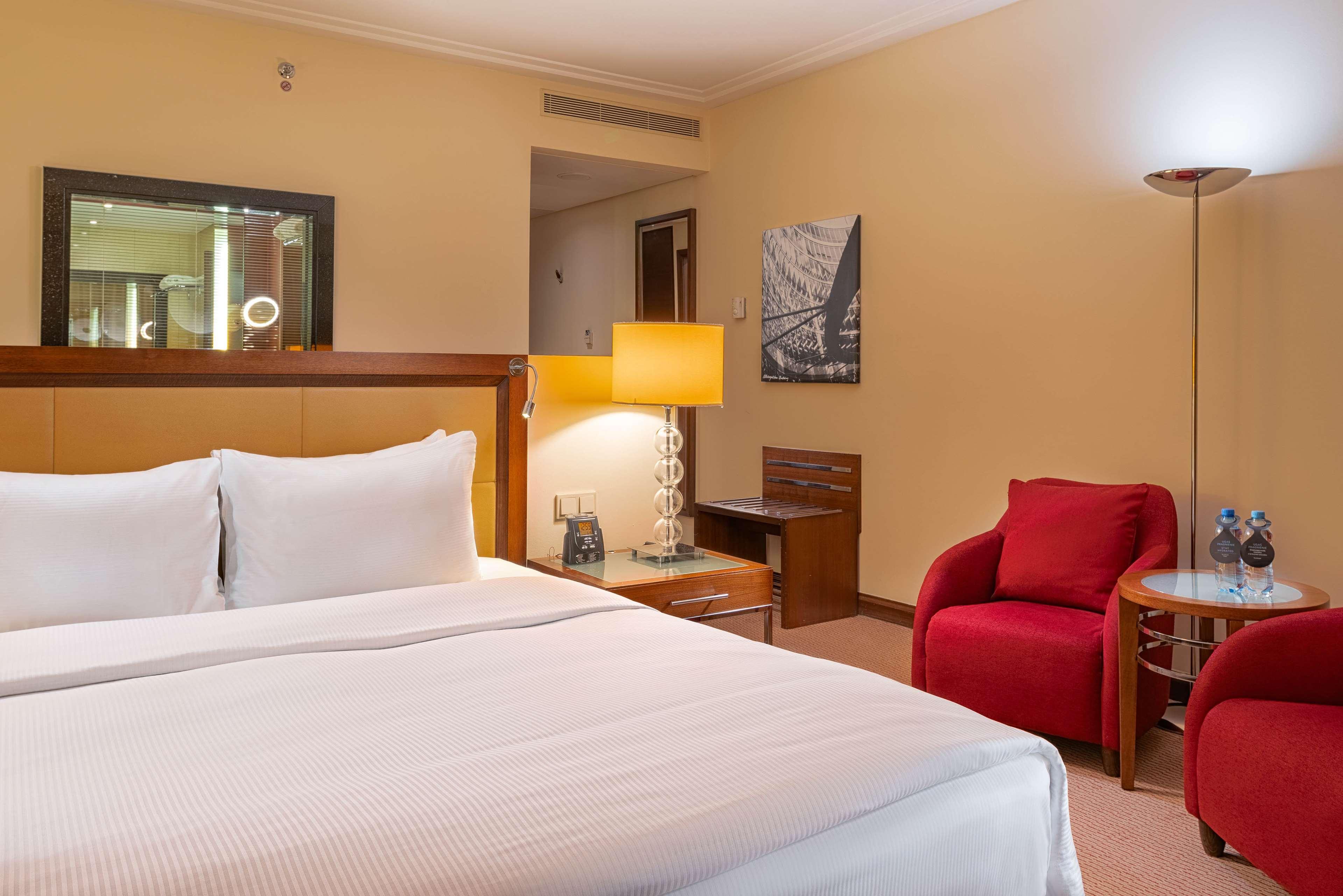 Double Executive King Bed