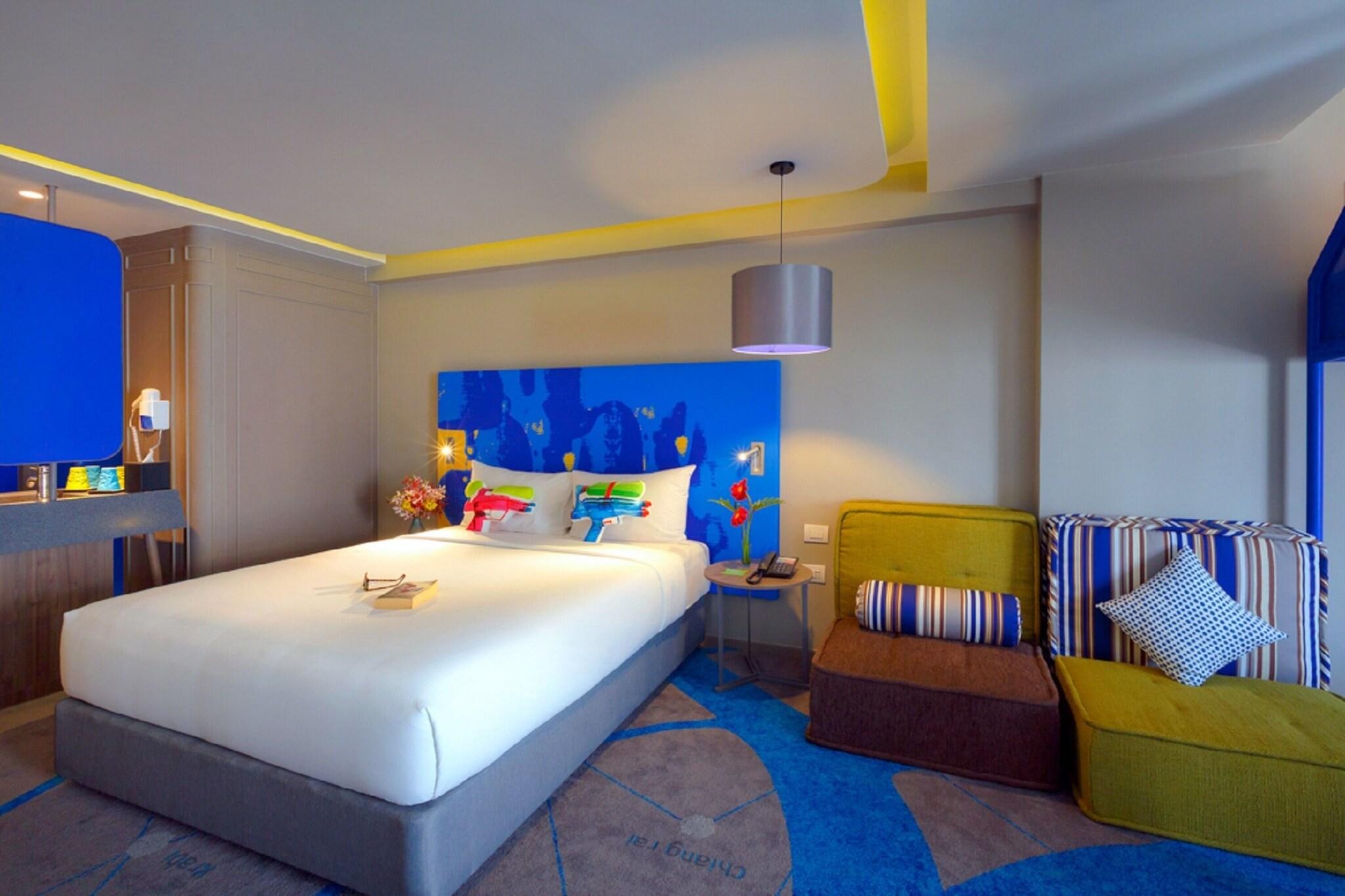 Family Room Queen Size Bed