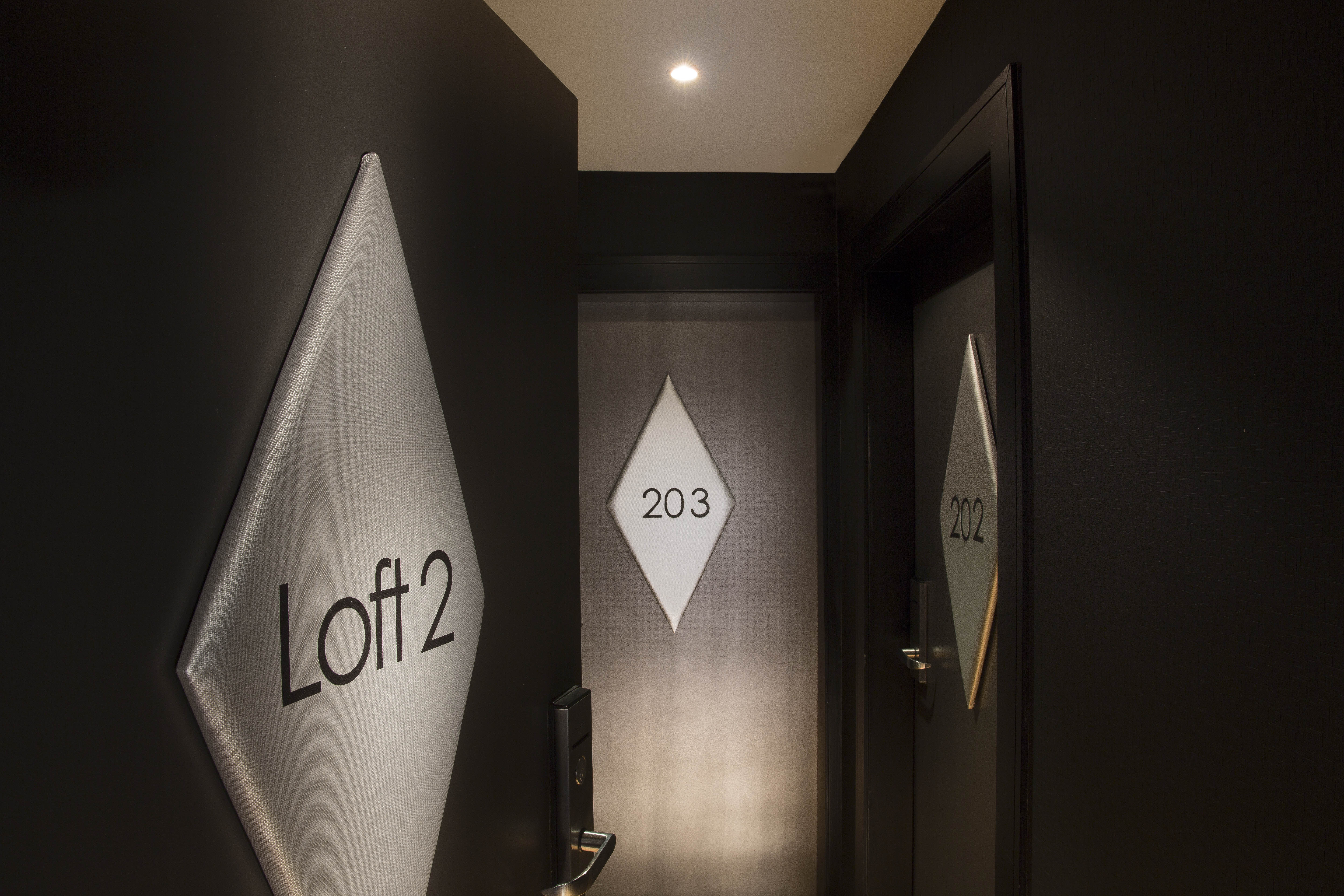 Double Connecting Room