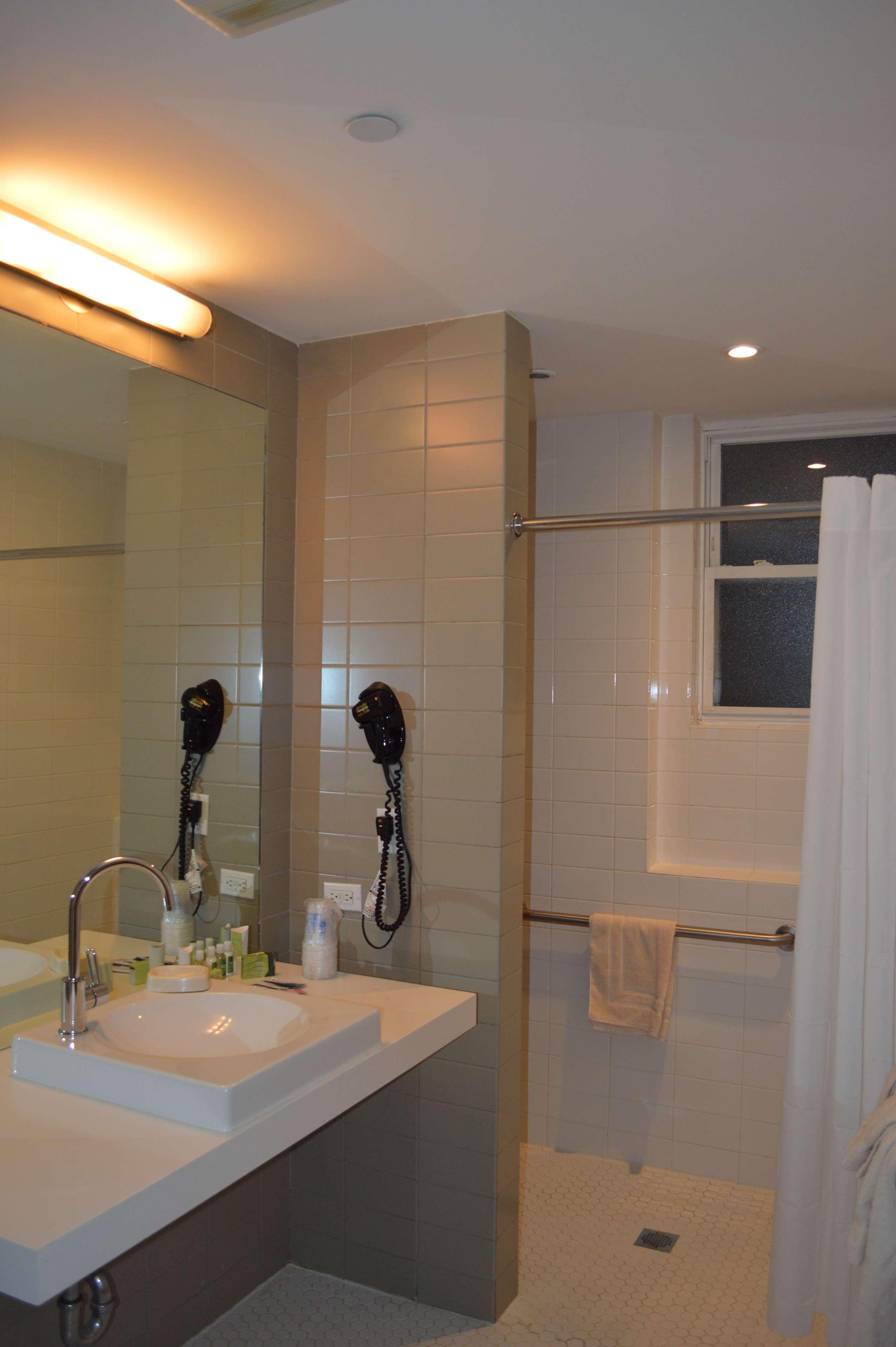 Room Queen Bed Non Smoking