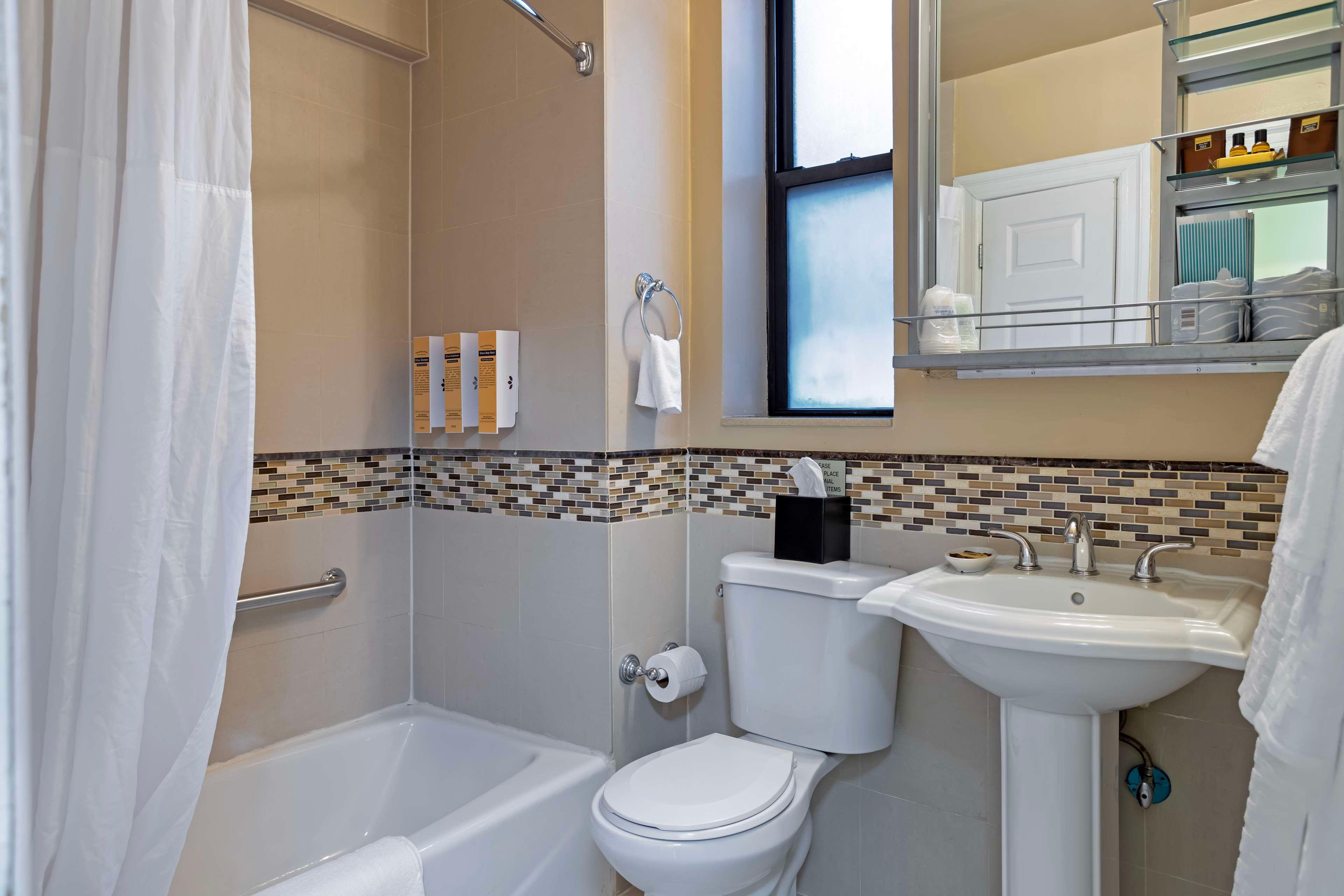 Apartment Capacity 6