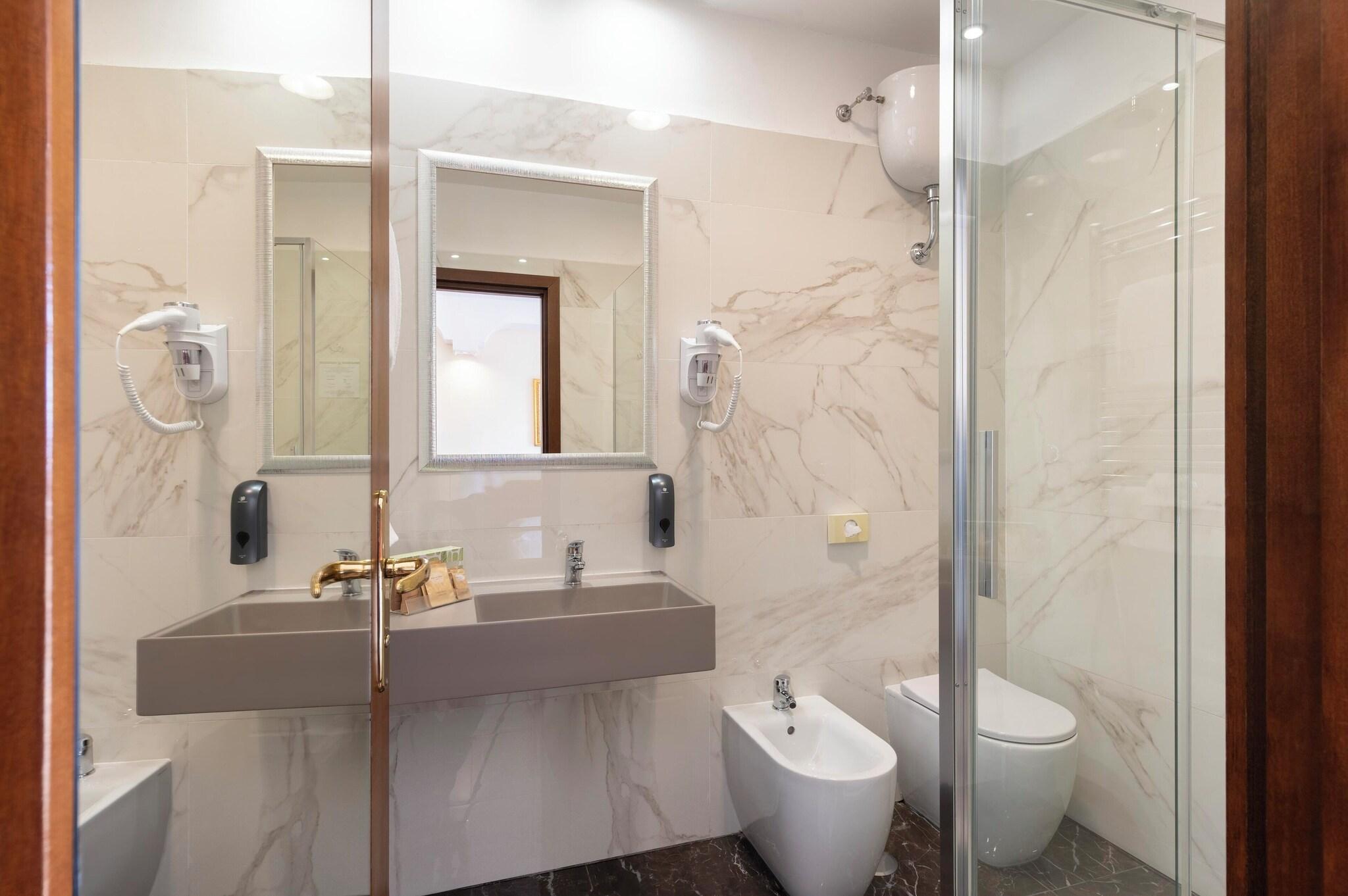 Quadruple Superior with Views