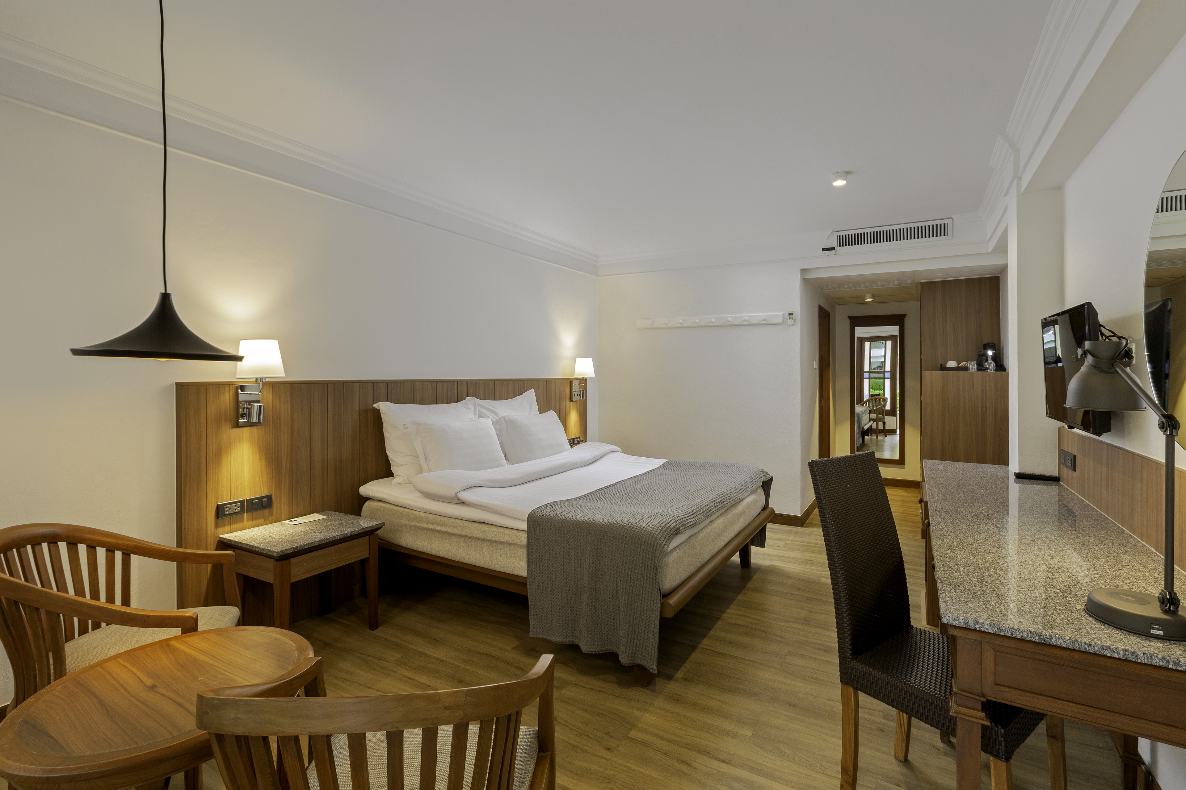 Double or Twin Deluxe