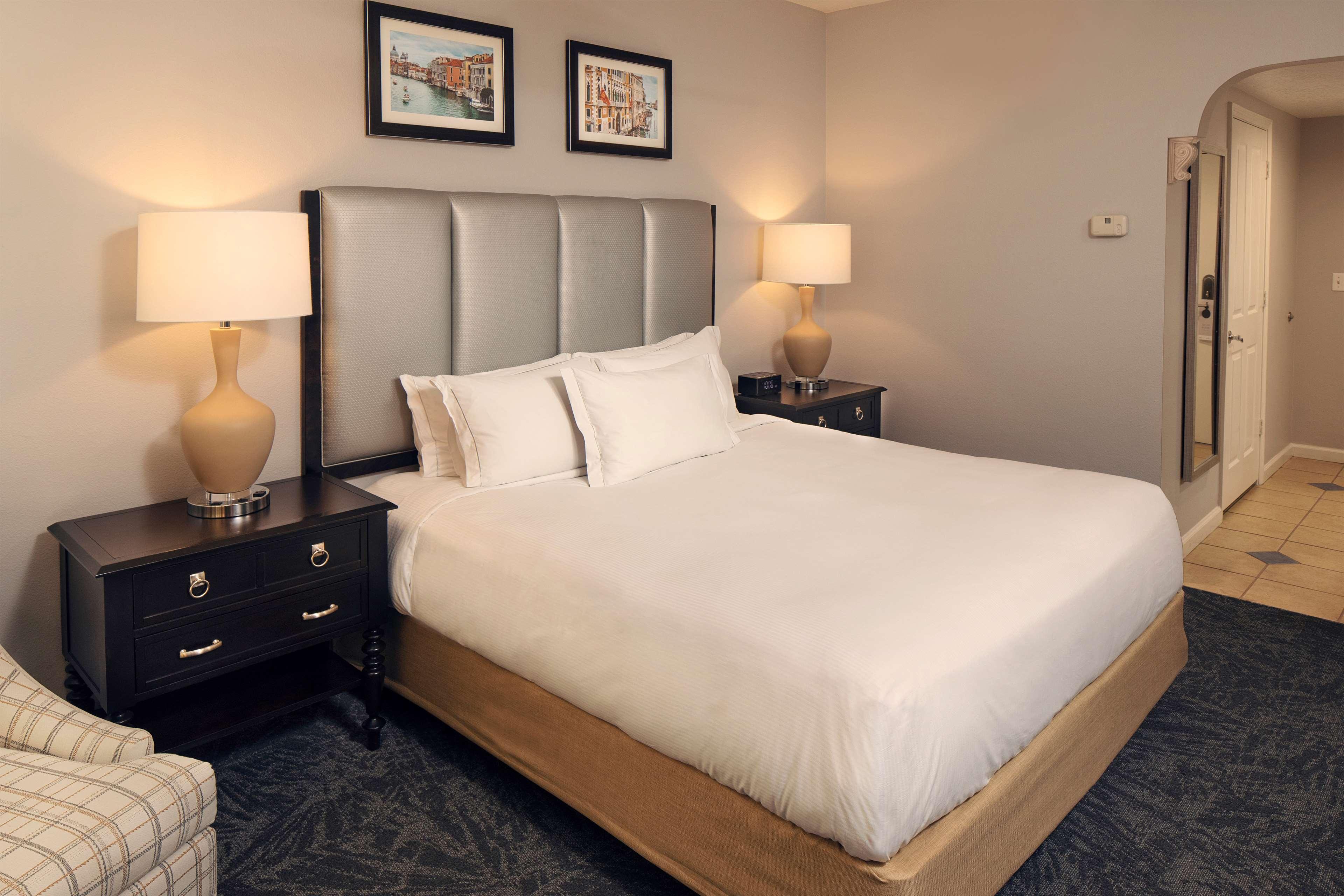 Studio King Size Bed