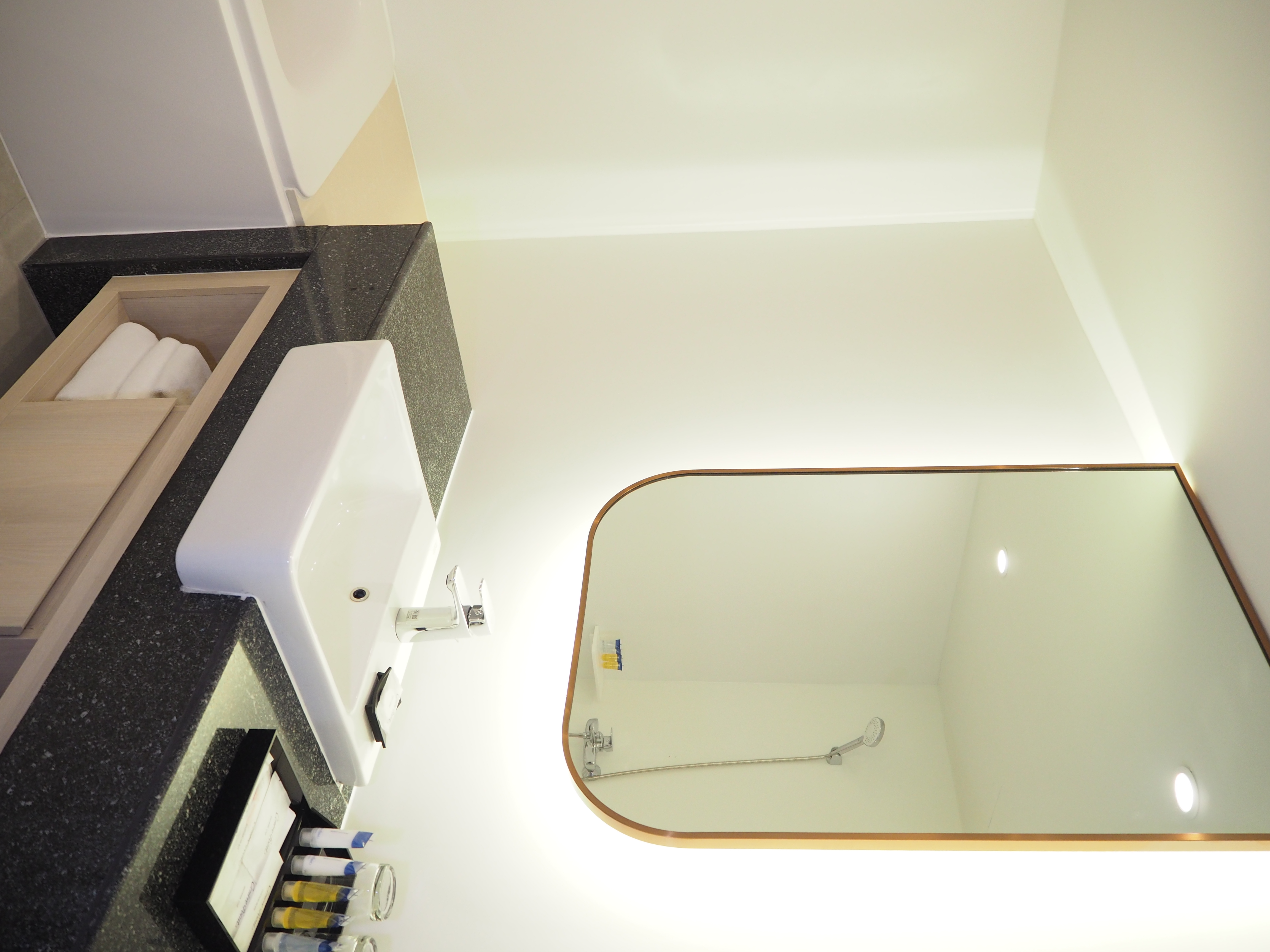 Triple Deluxe Executive