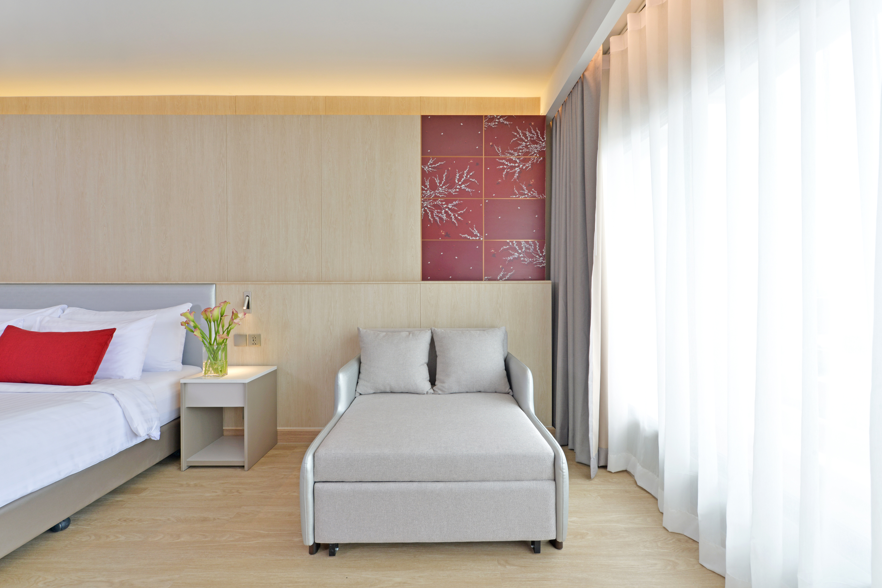 Triple Deluxe Executive