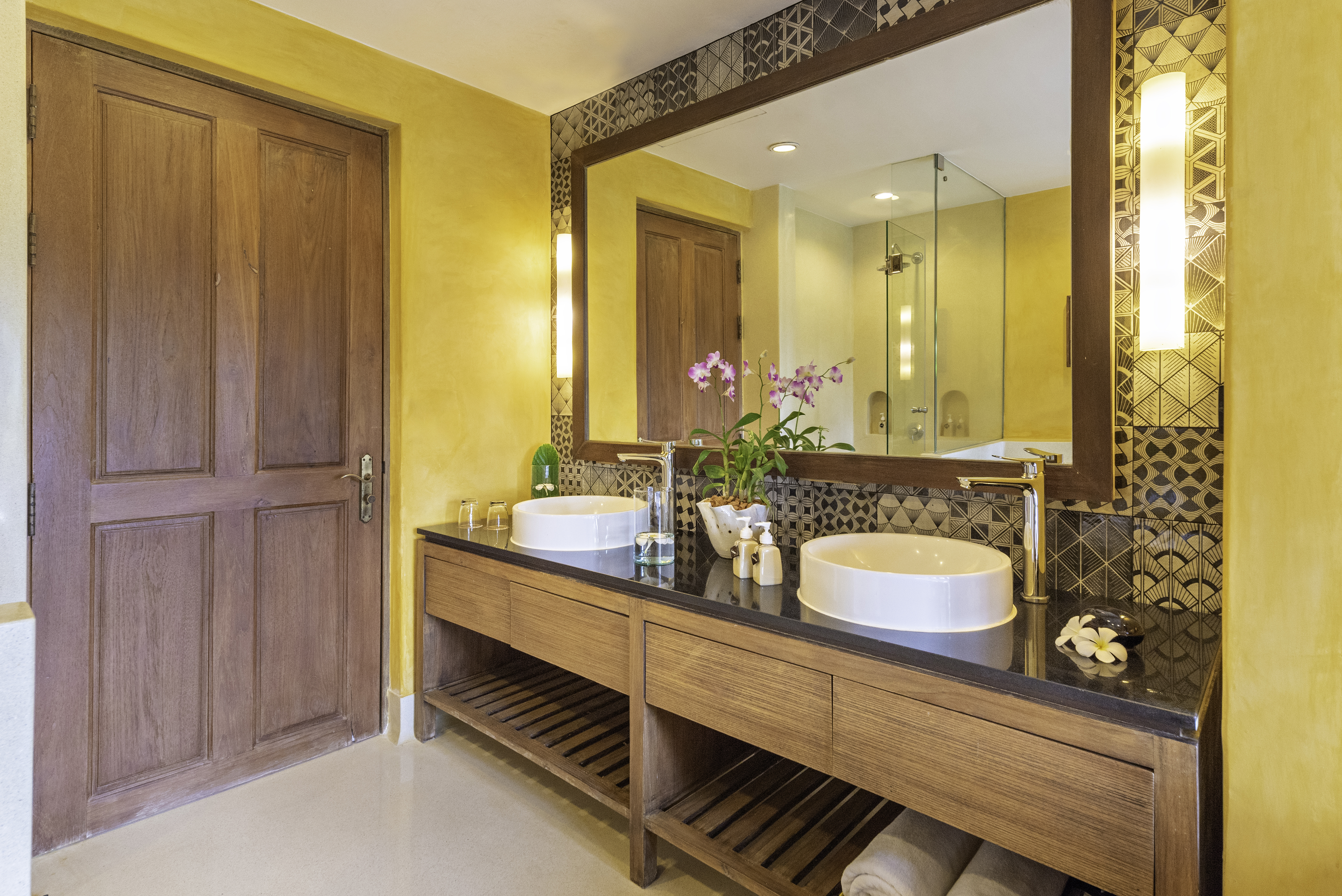 Double One Bedroom One Bathroom