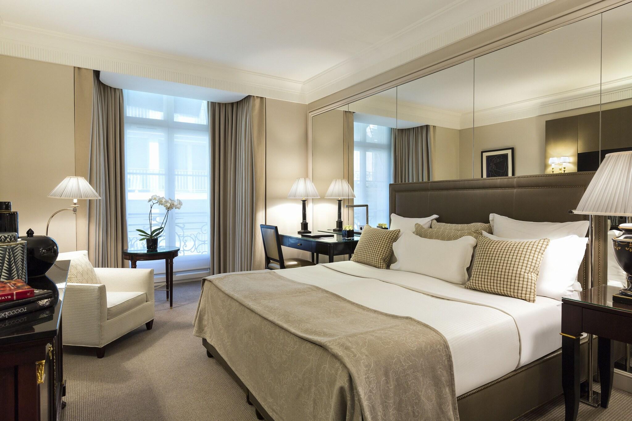 Double Executive King Bed