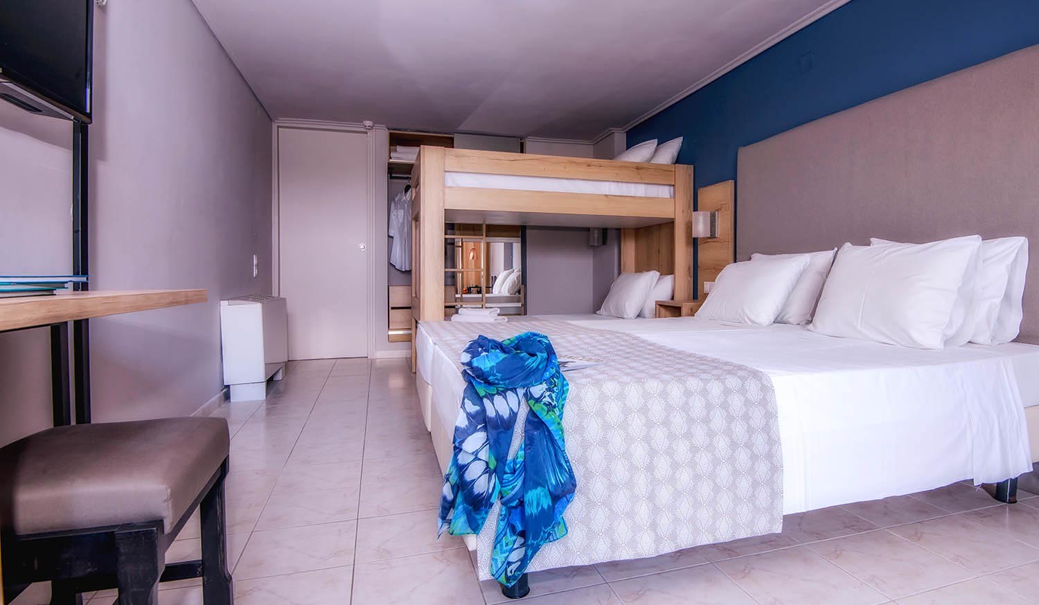 Family Room Garden View