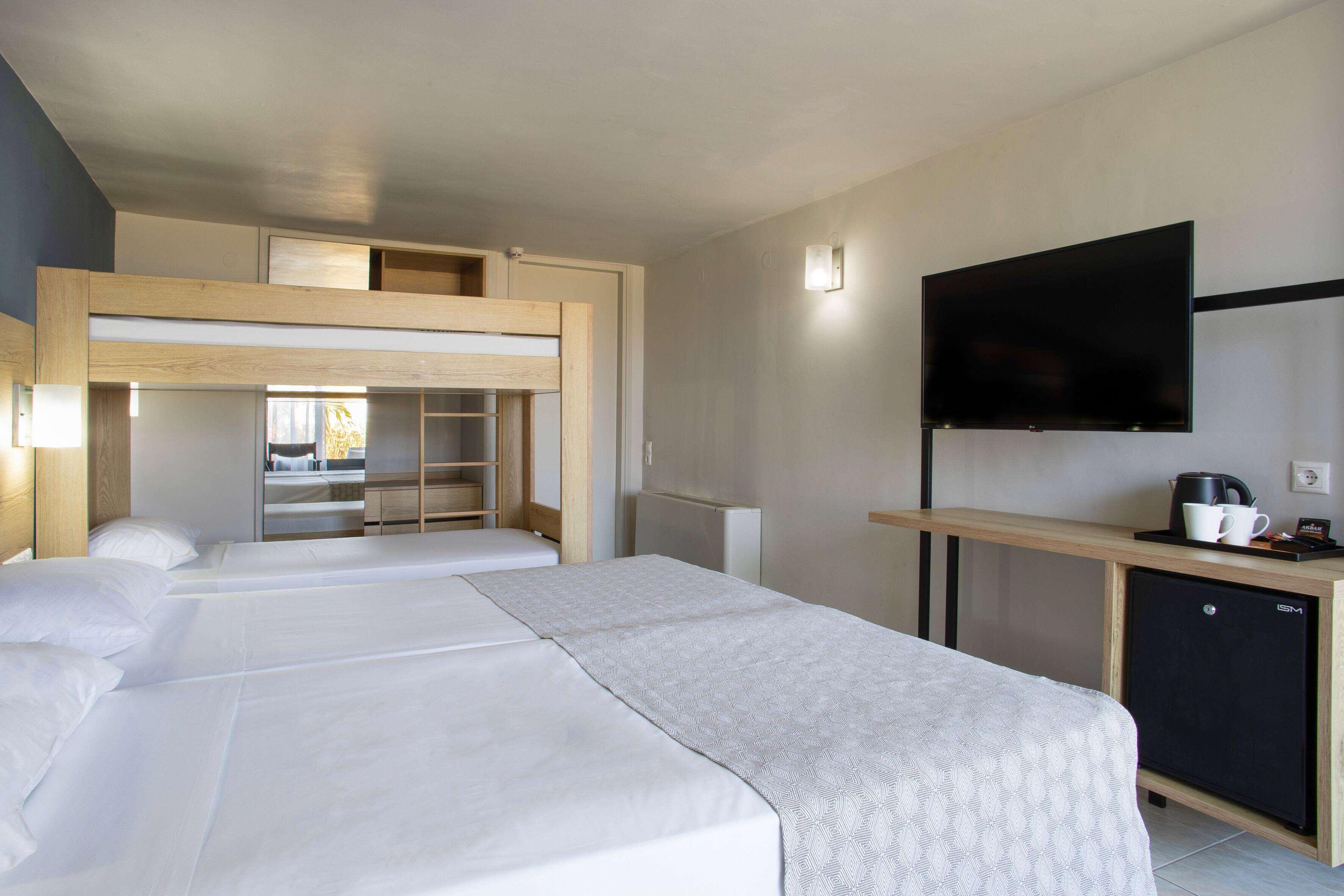 Family Room Garden View