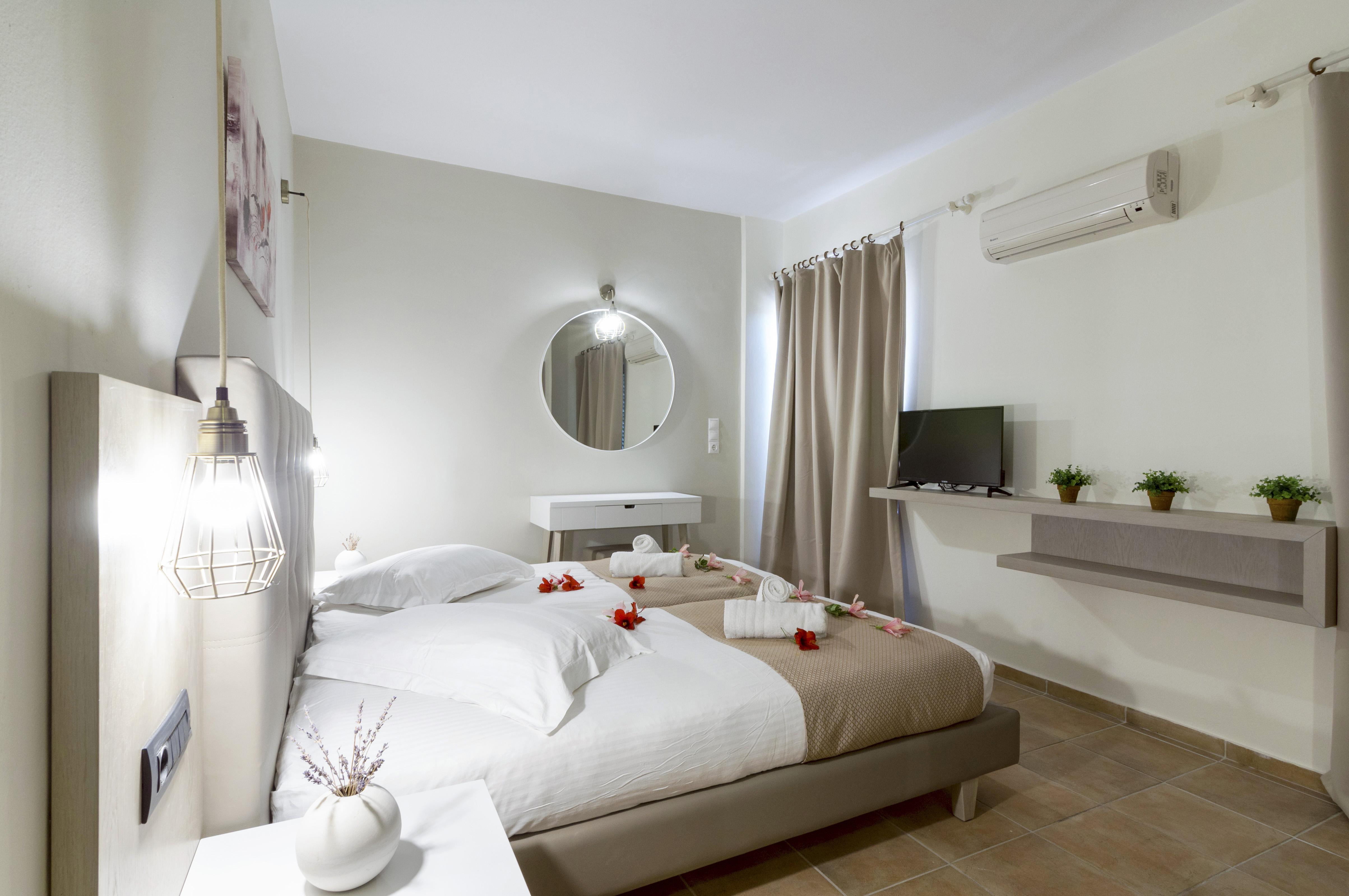 Double or Twin Standard