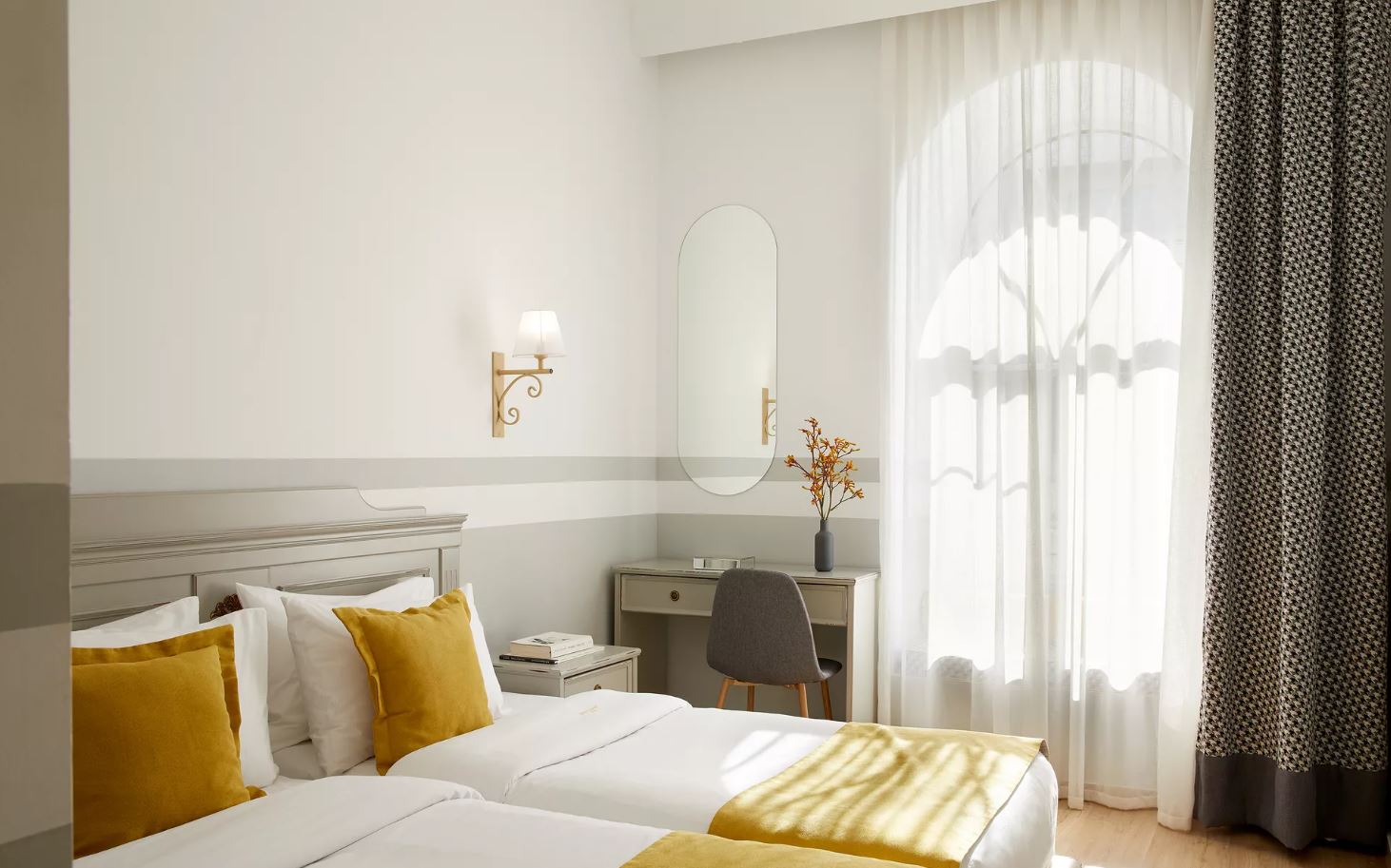 Double or Twin Standard