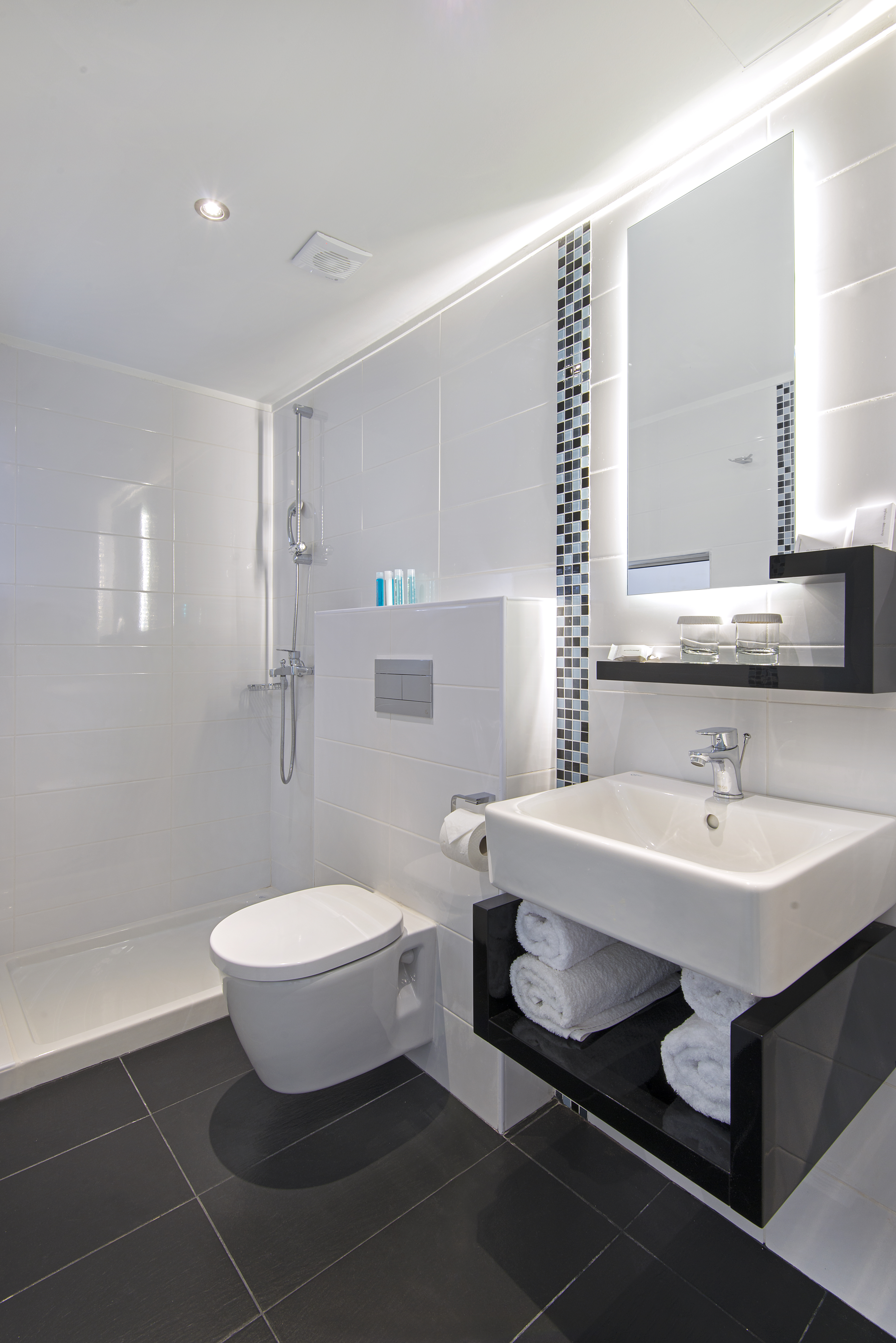 Double or Twin Side Sea View