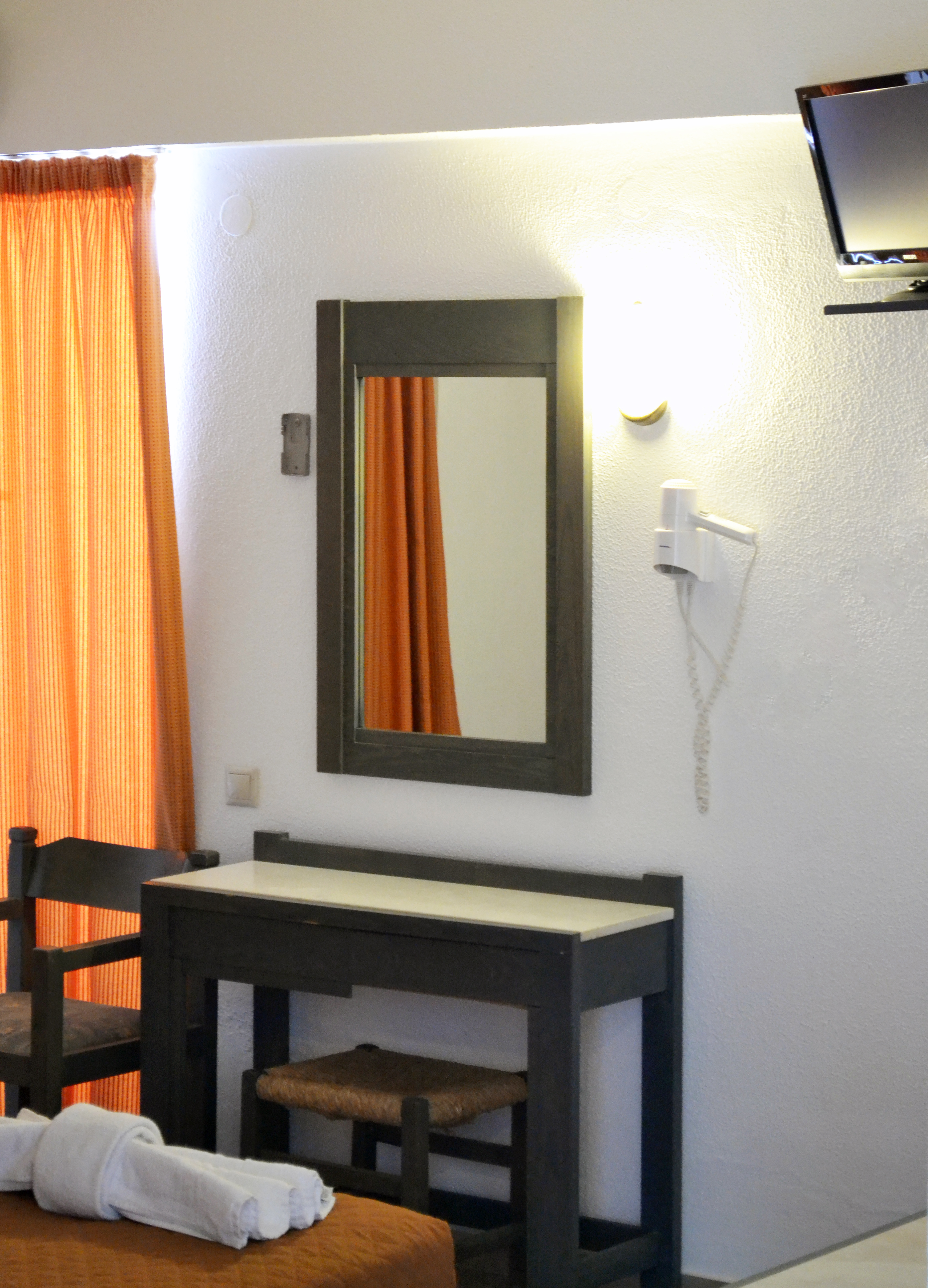 Double or Twin Standard