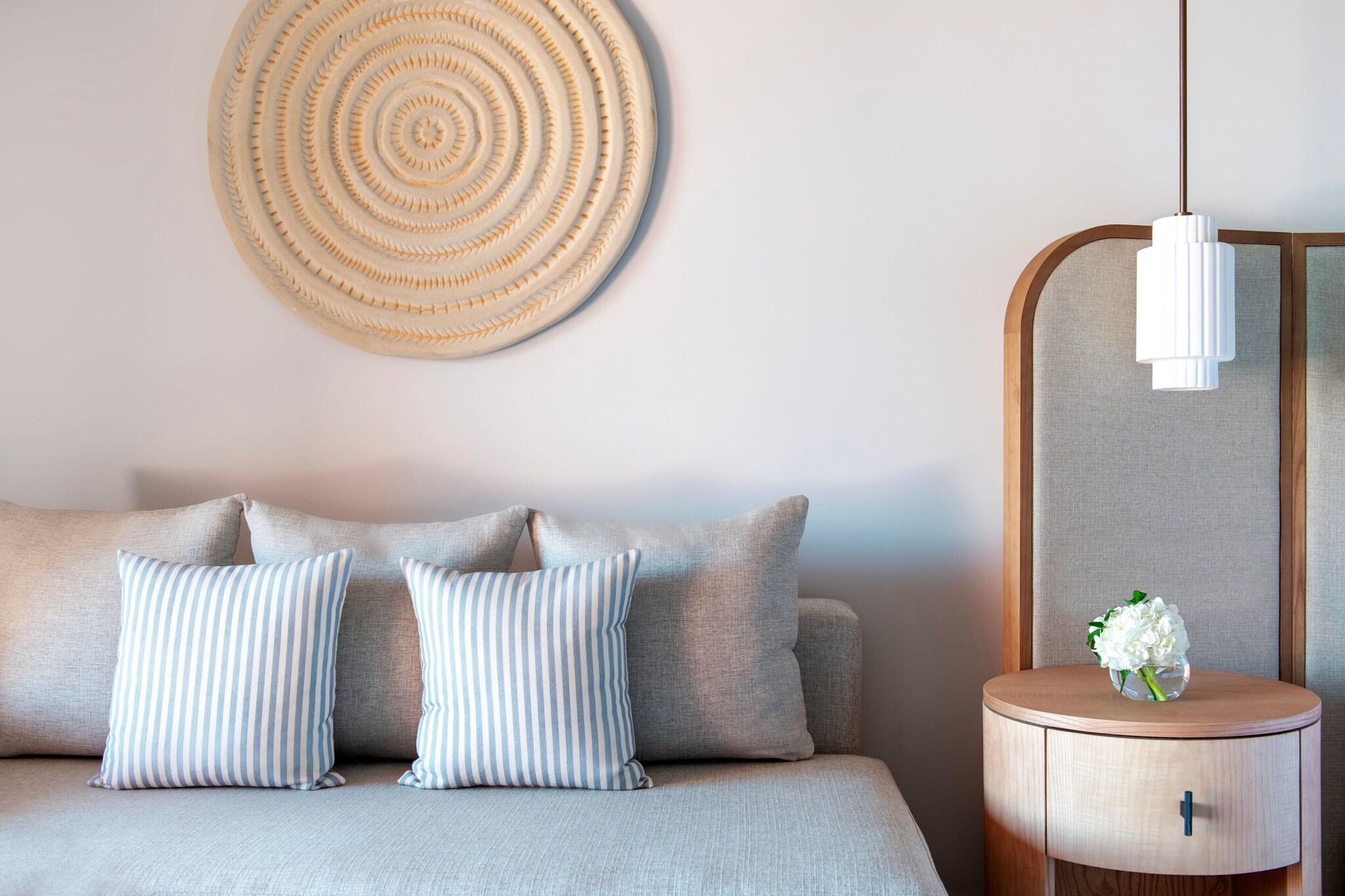 Family Room King Size Bed