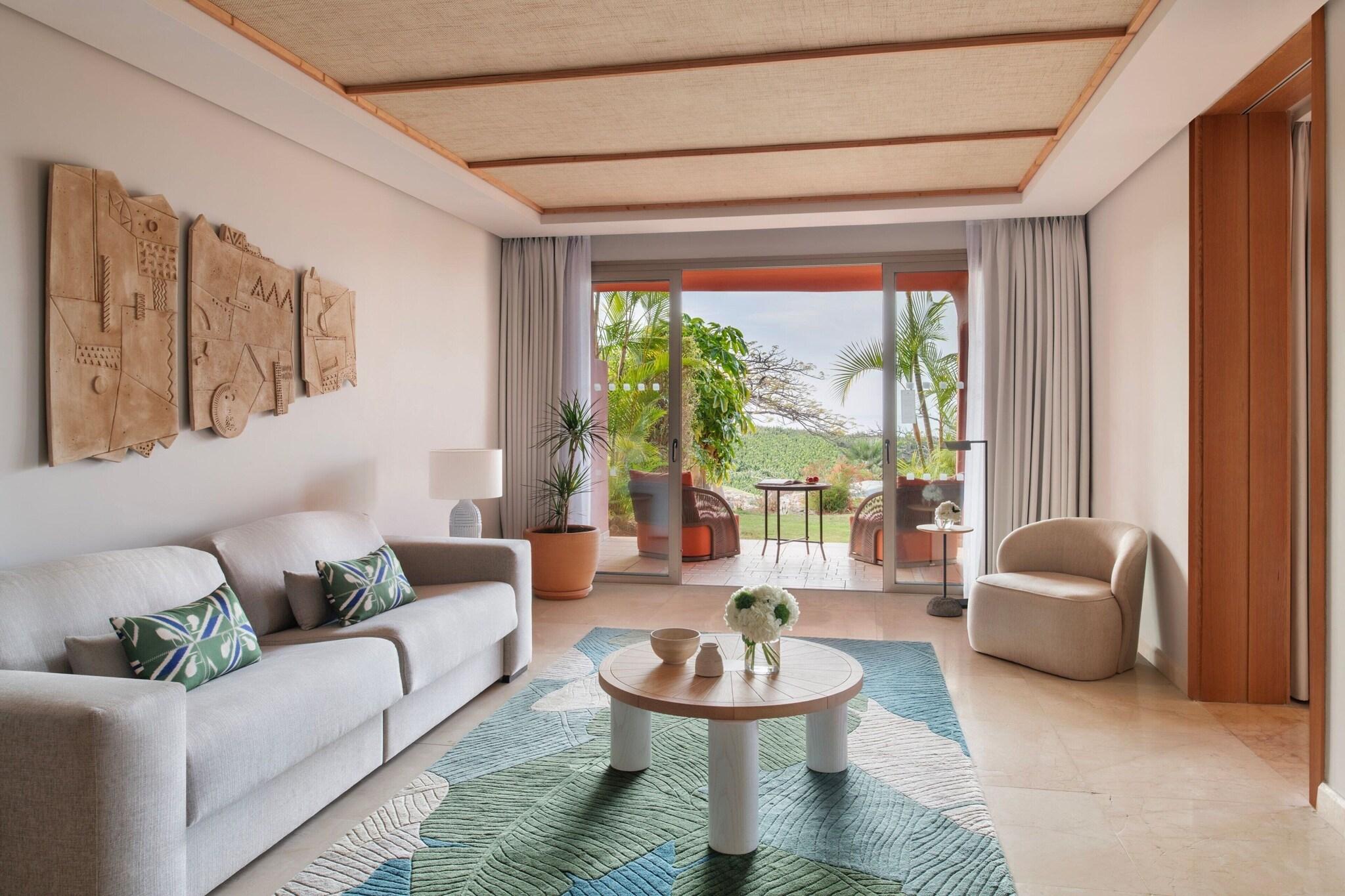 Suite Two Bedrooms with Private Pool