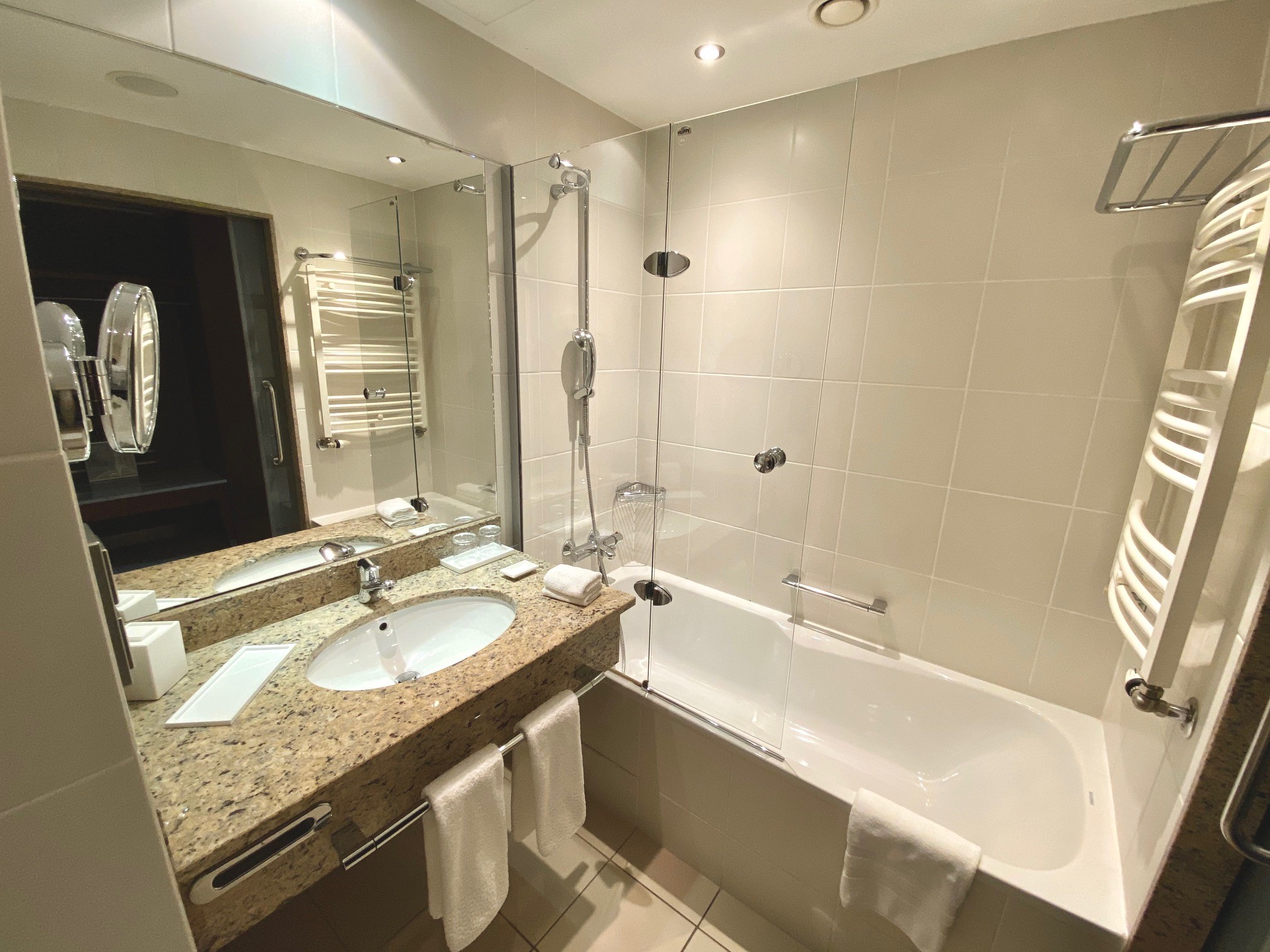 Double Classic King Bed