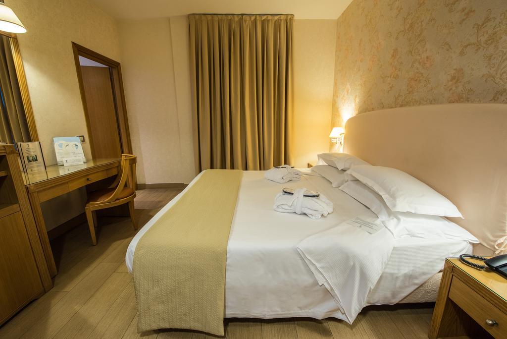 Double or Twin Superior