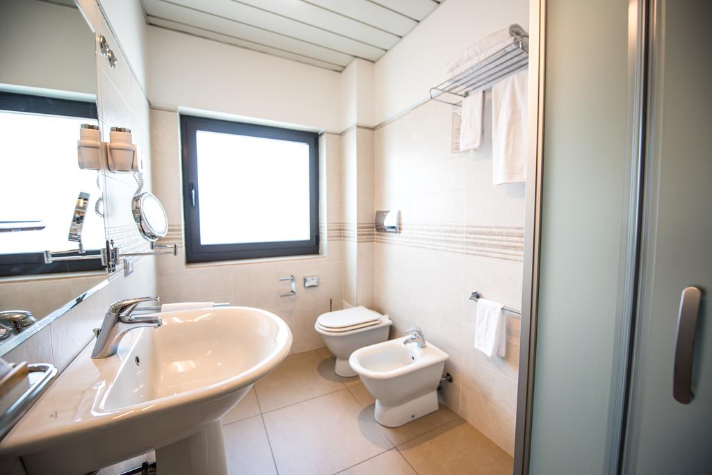 Family Room Connecting Room