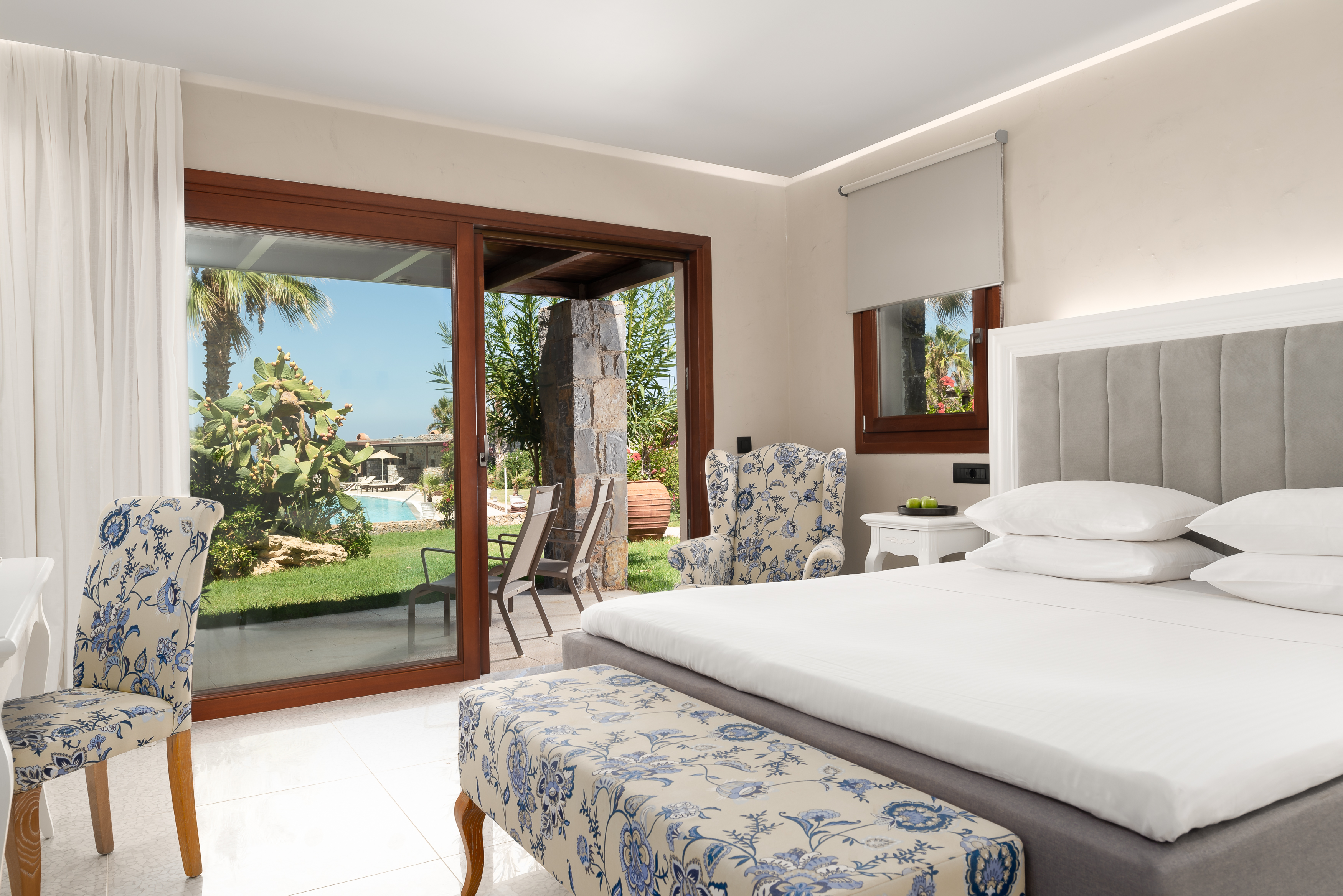 Double or Twin Superior Sea View