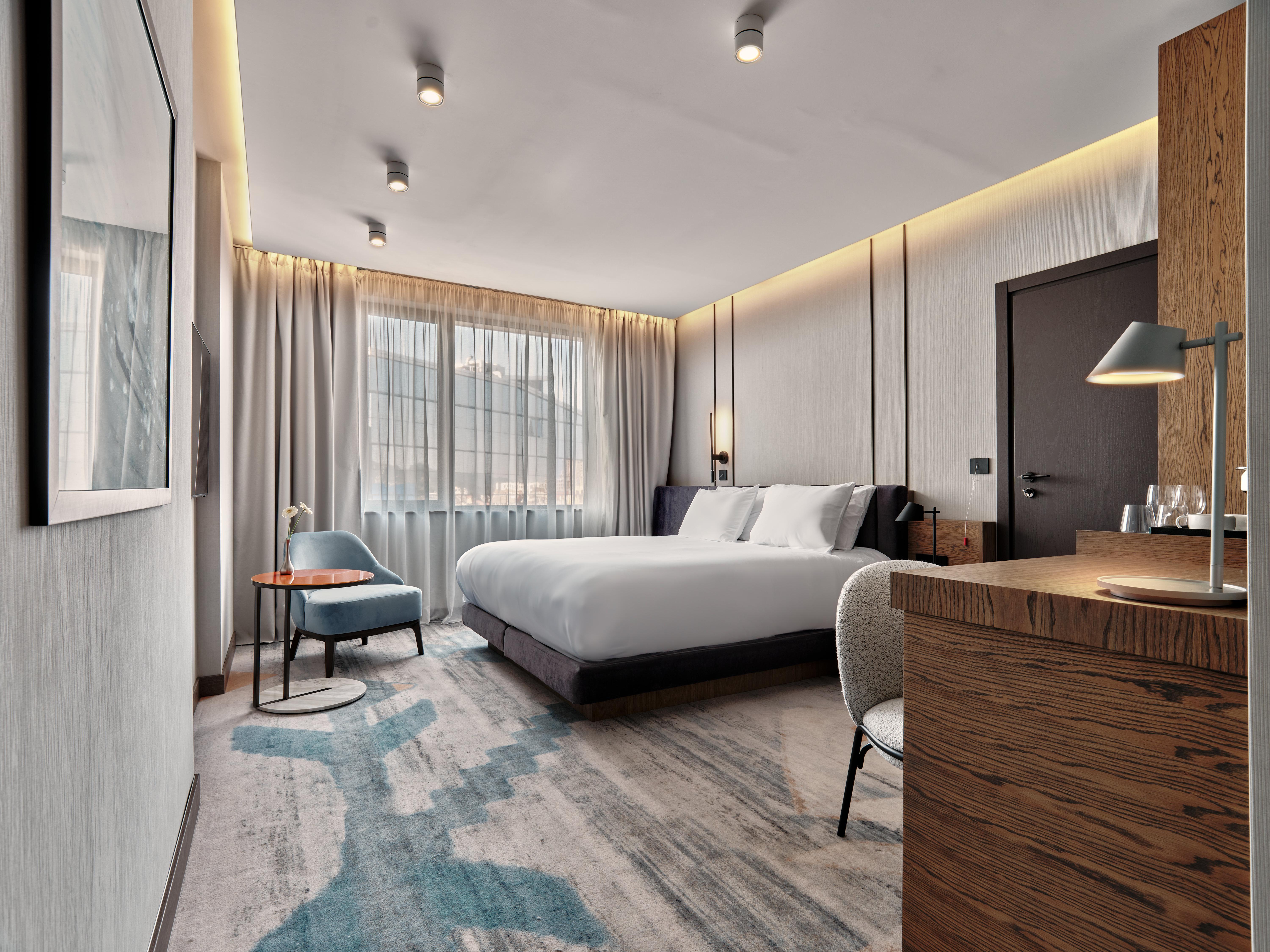 Room Accessible with Views