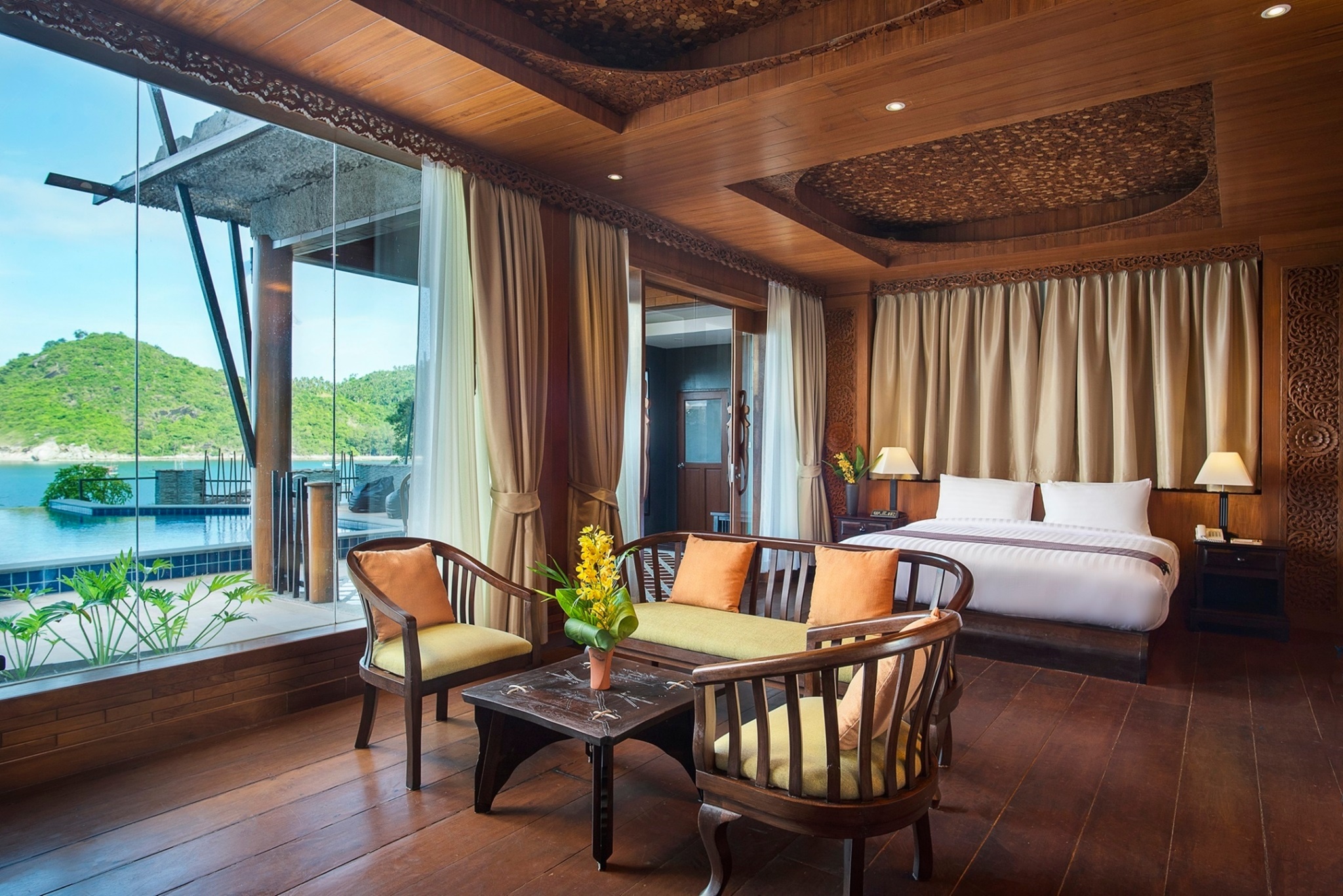 Family Room Sea View with Private Pool