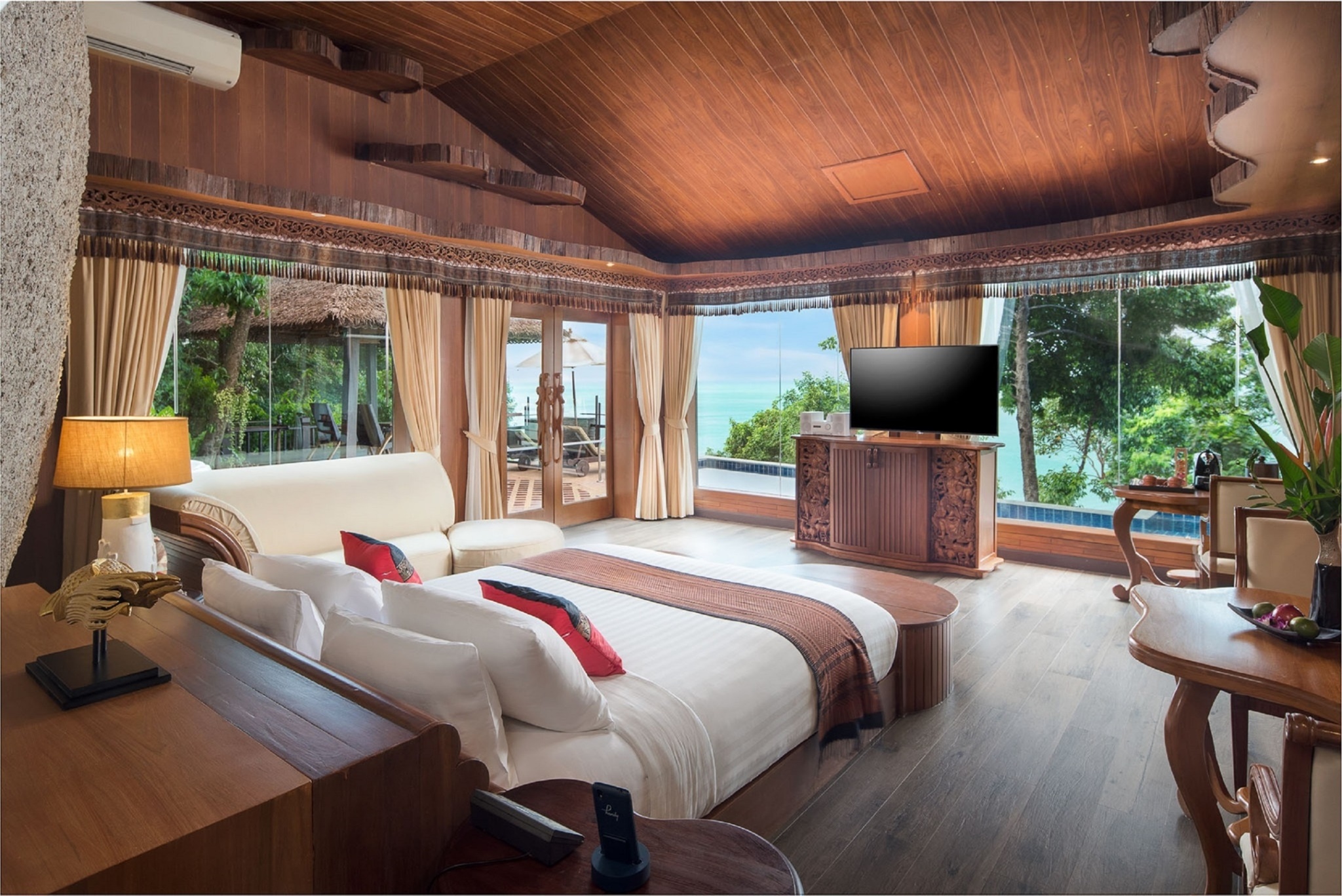 Suite Sea View with Private Pool