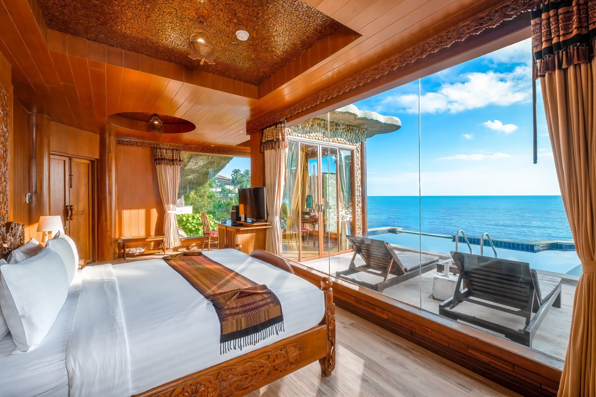 Villa Grand with Views