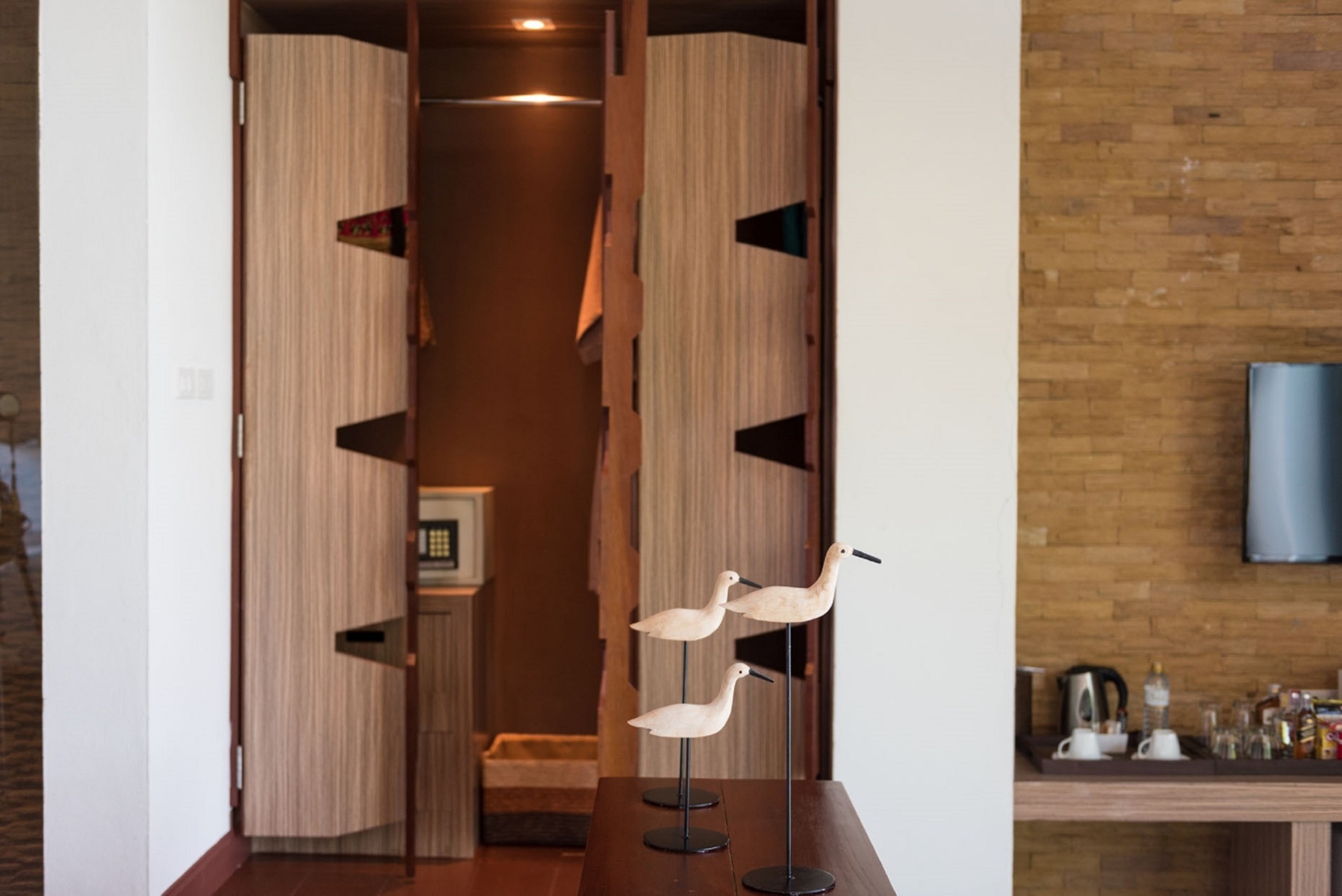 Double or Twin Deluxe with Jacuzzi