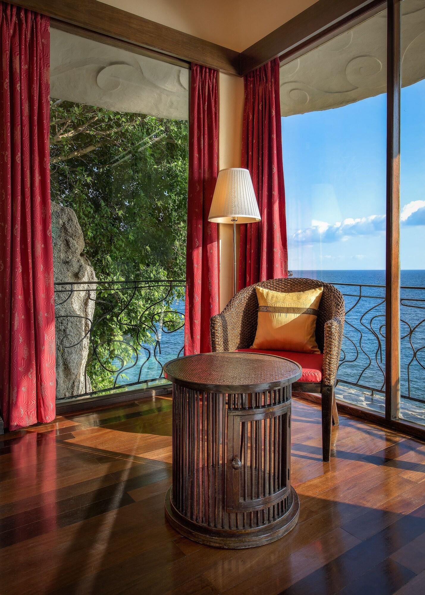 Double Deluxe King Bed