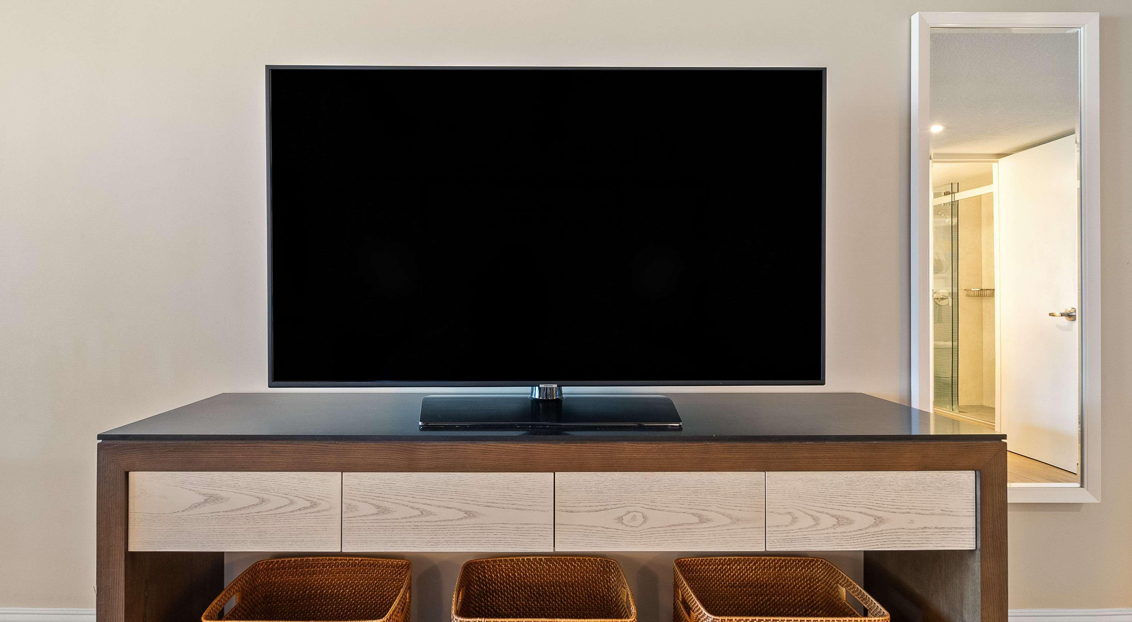 Room Guest Room King Bed