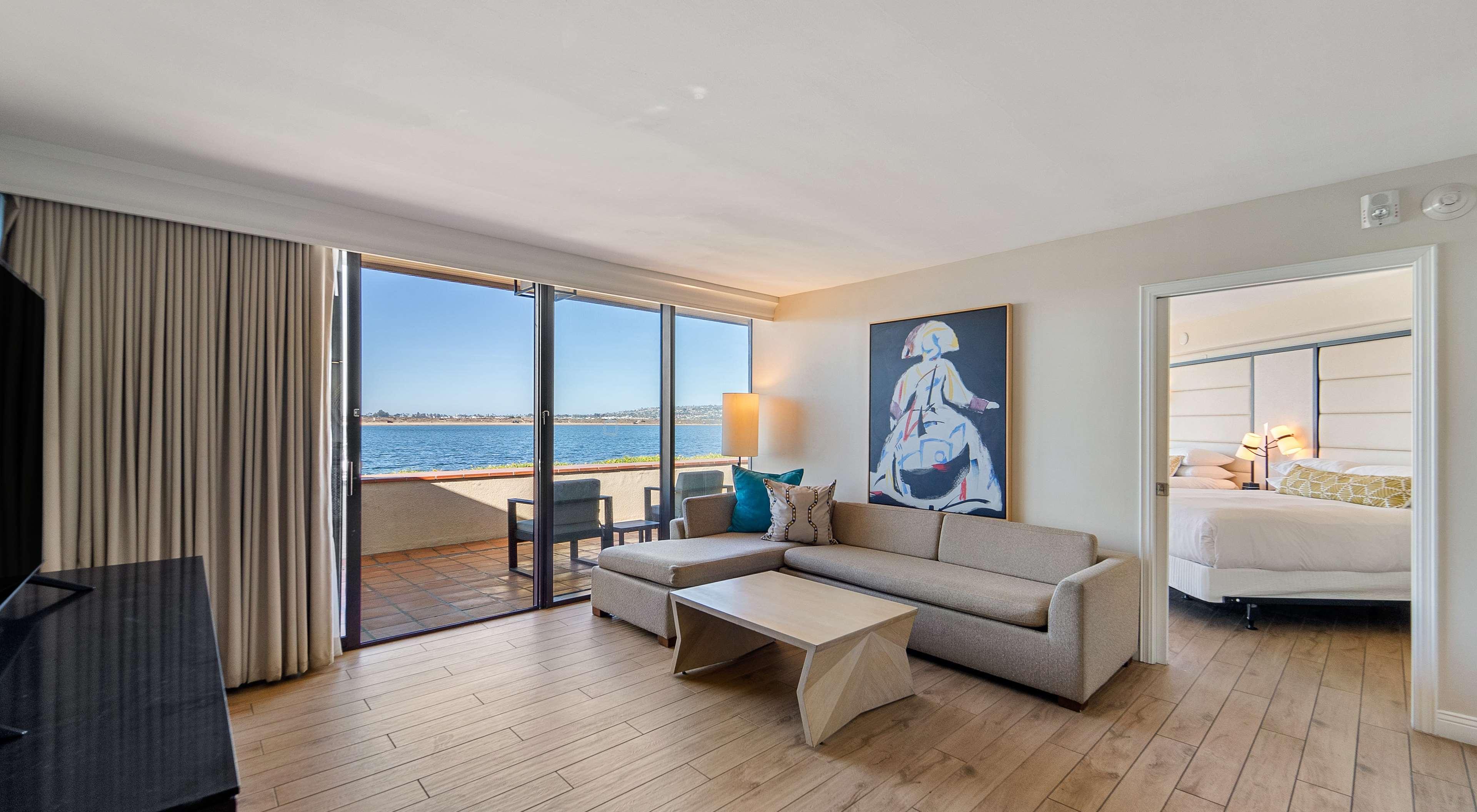 Junior Suite with Views