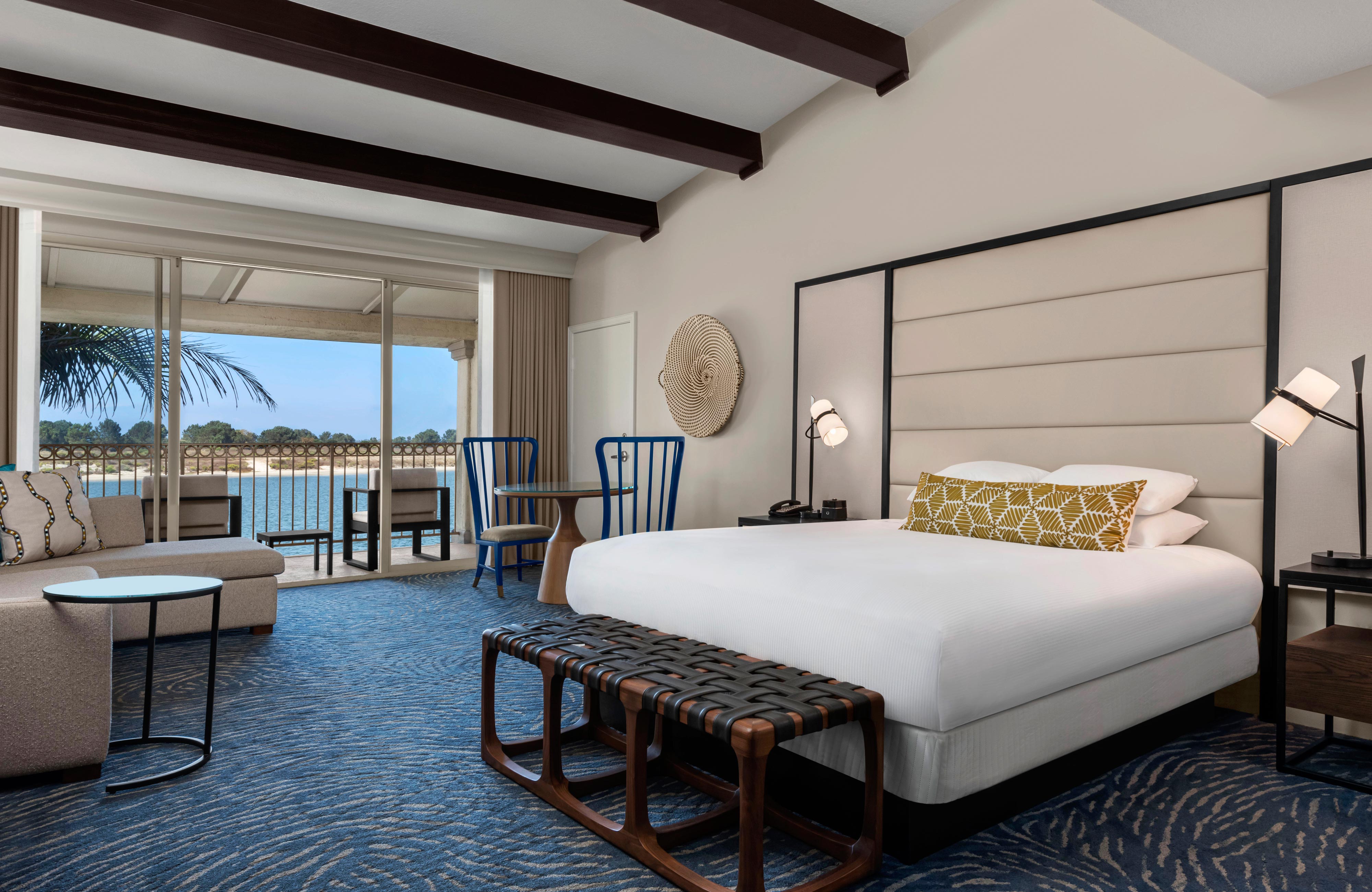 Studio King Size Bed