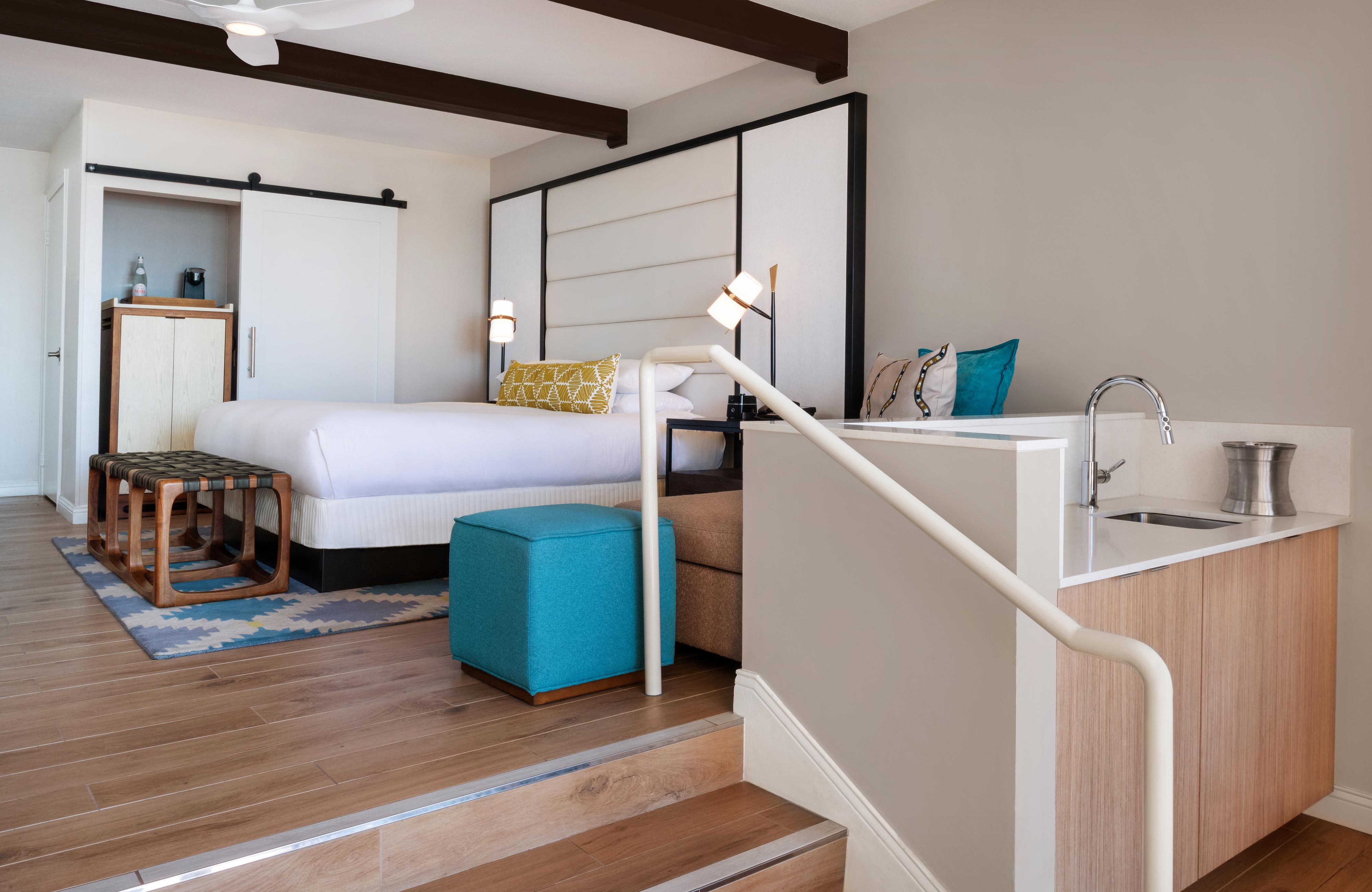 Studio King Size Bed