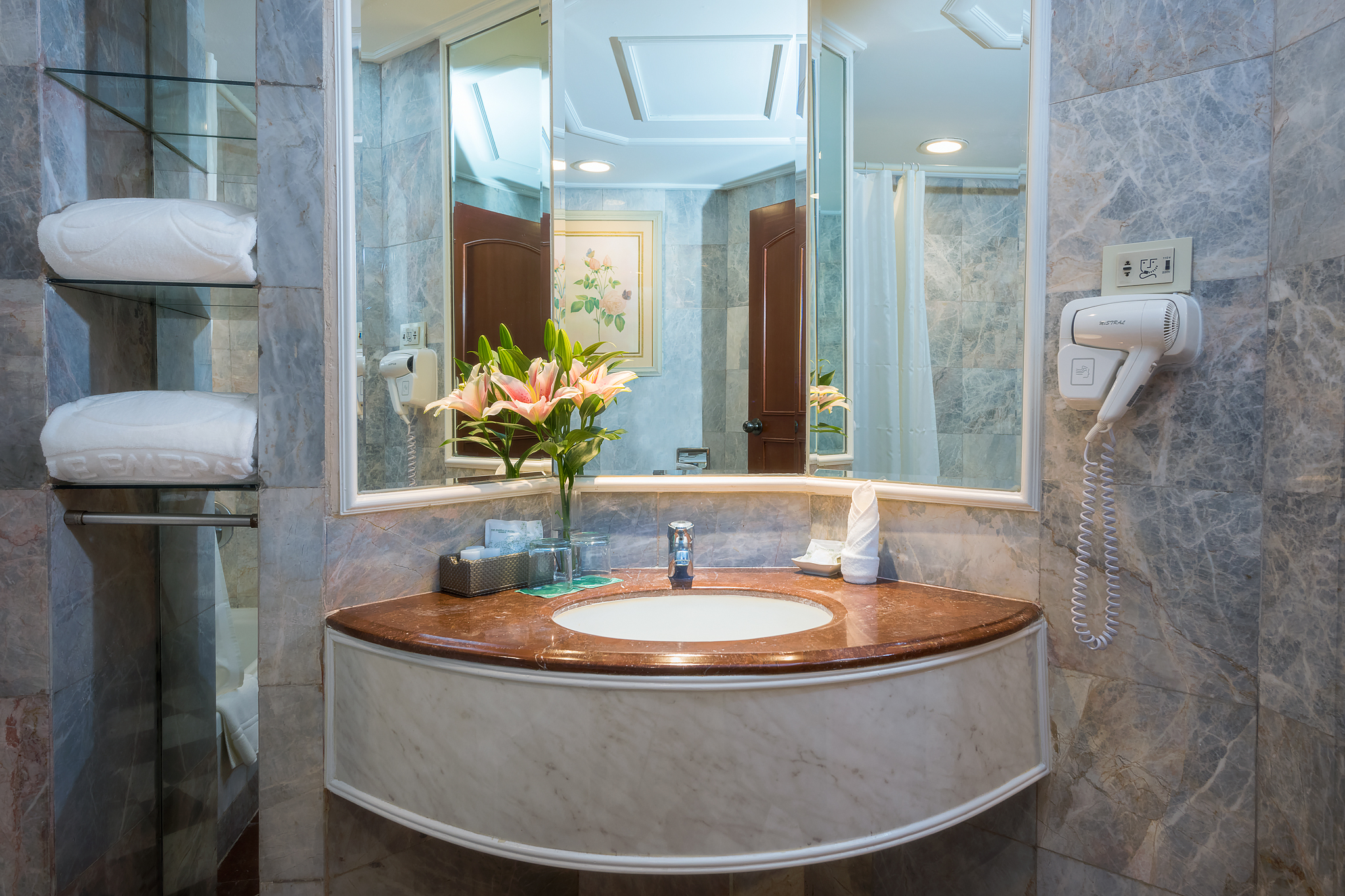 Double or Twin Superior