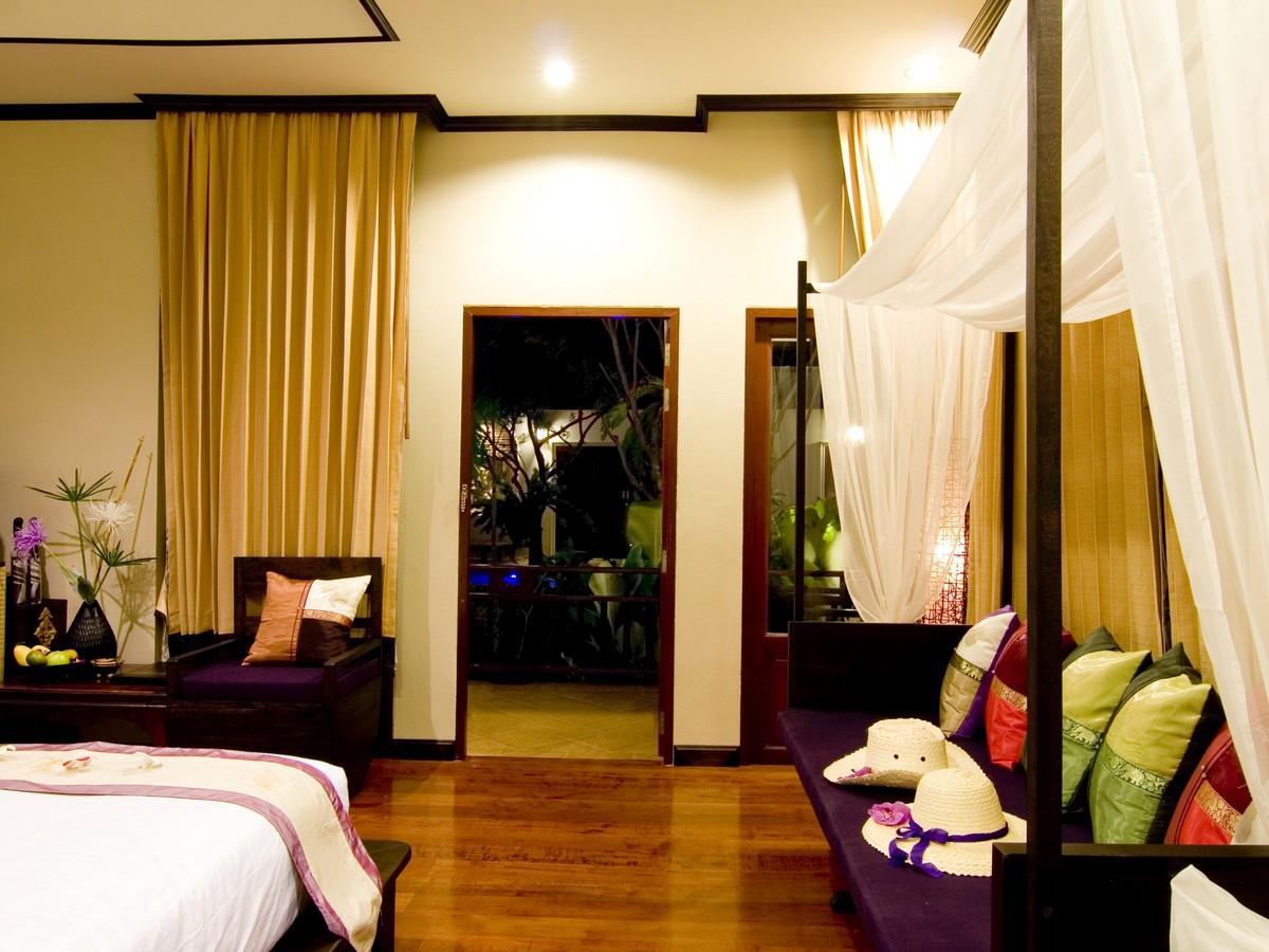 Double or Twin Deluxe with Jacuzzi