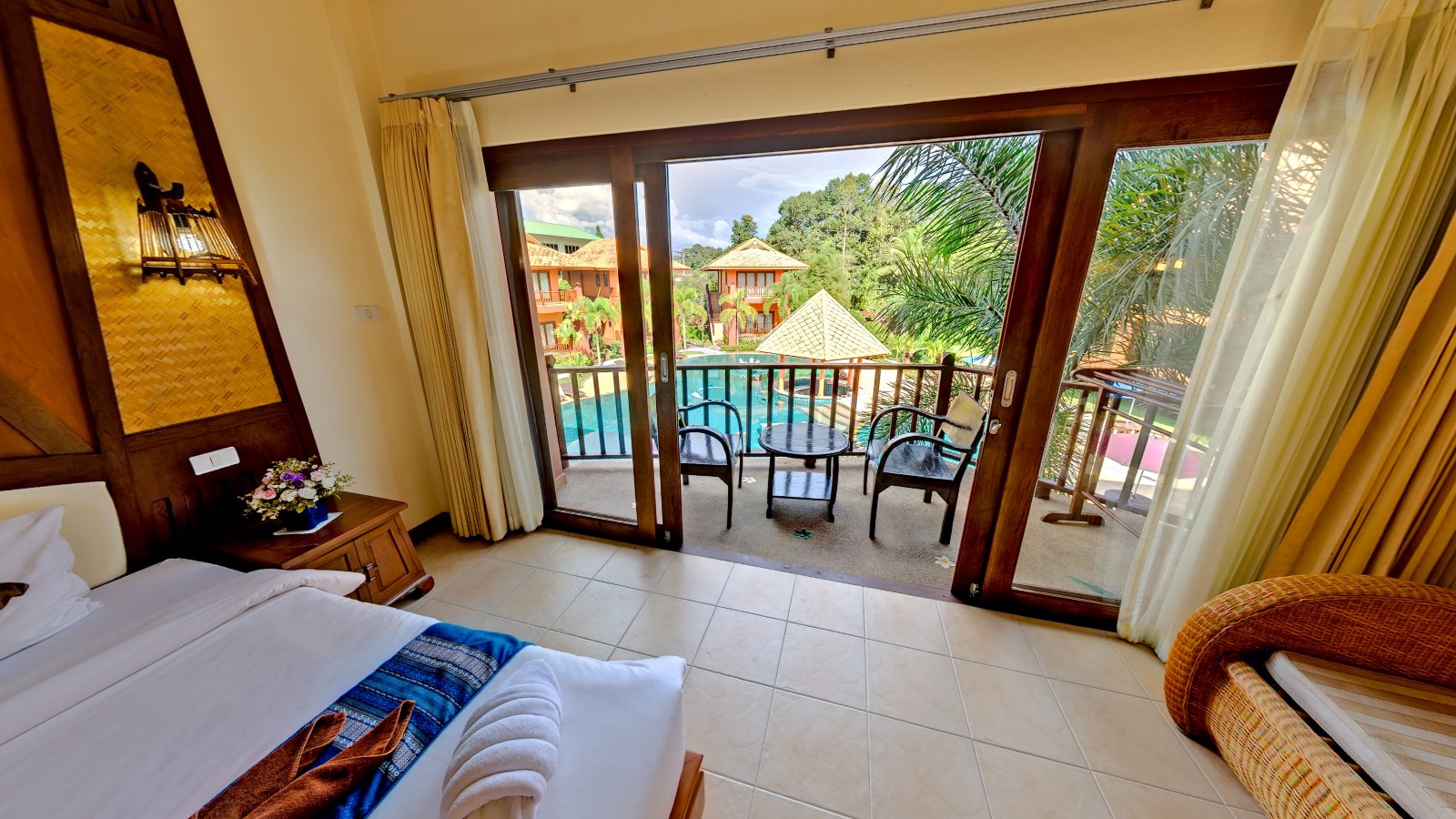 Double or Twin Deluxe Pool View