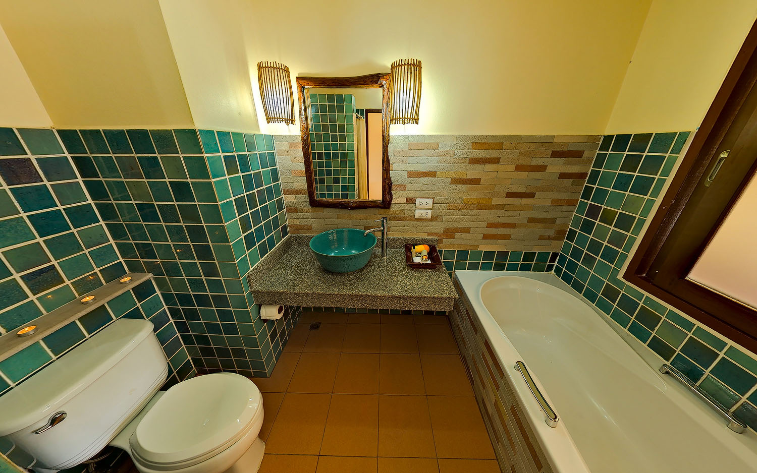 Double or Twin Deluxe Pool View