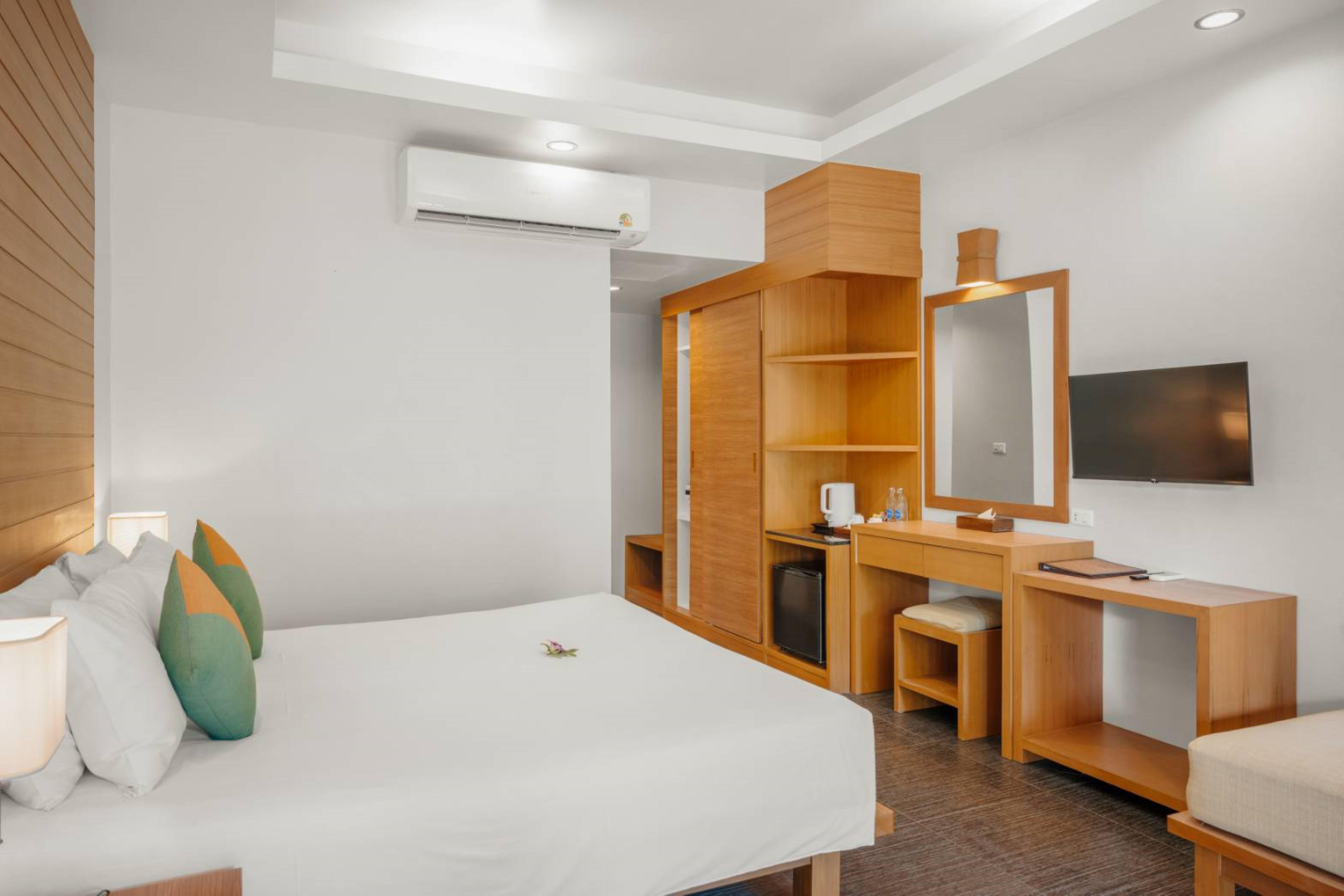 Double or Twin Deluxe