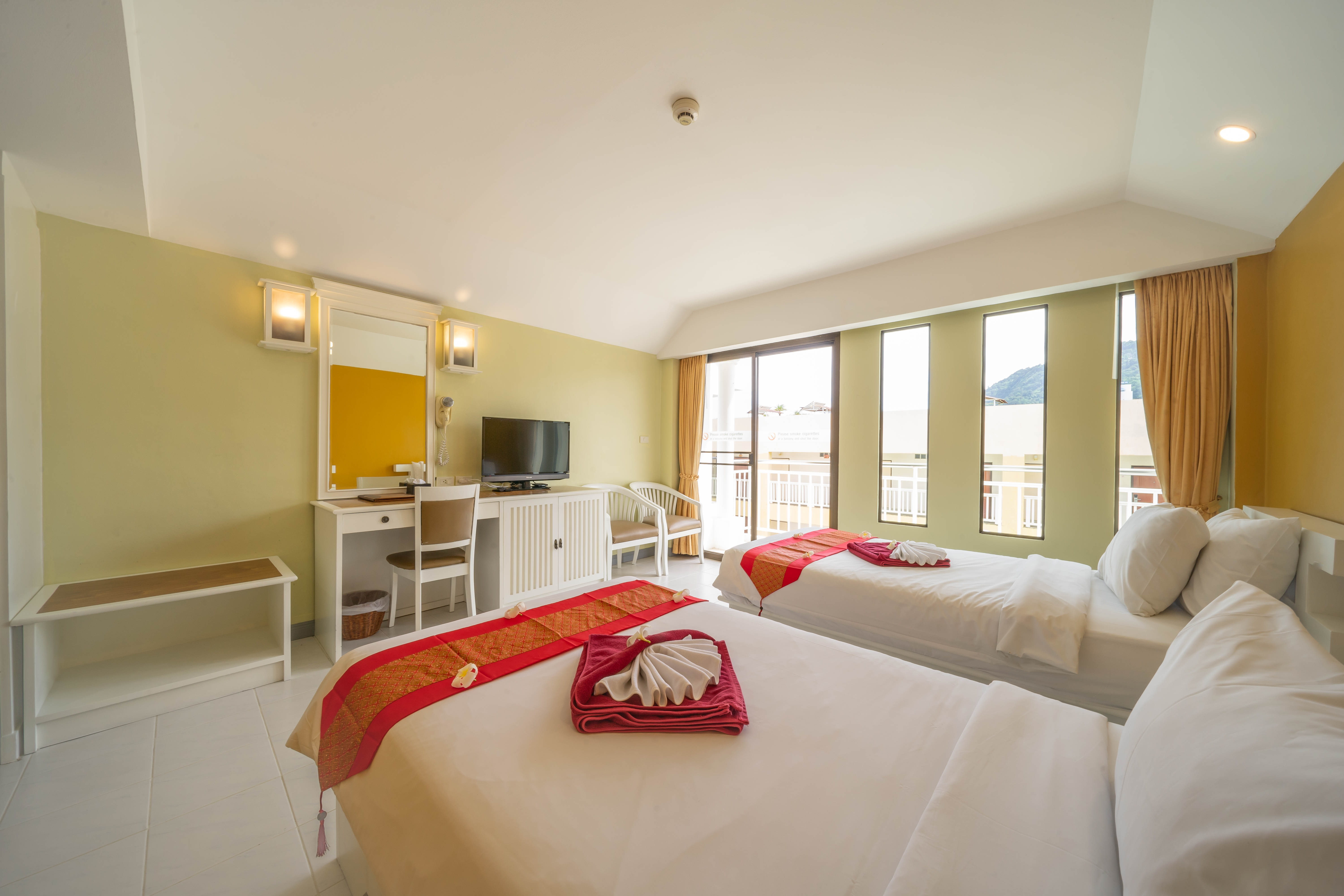 Double or Twin Deluxe