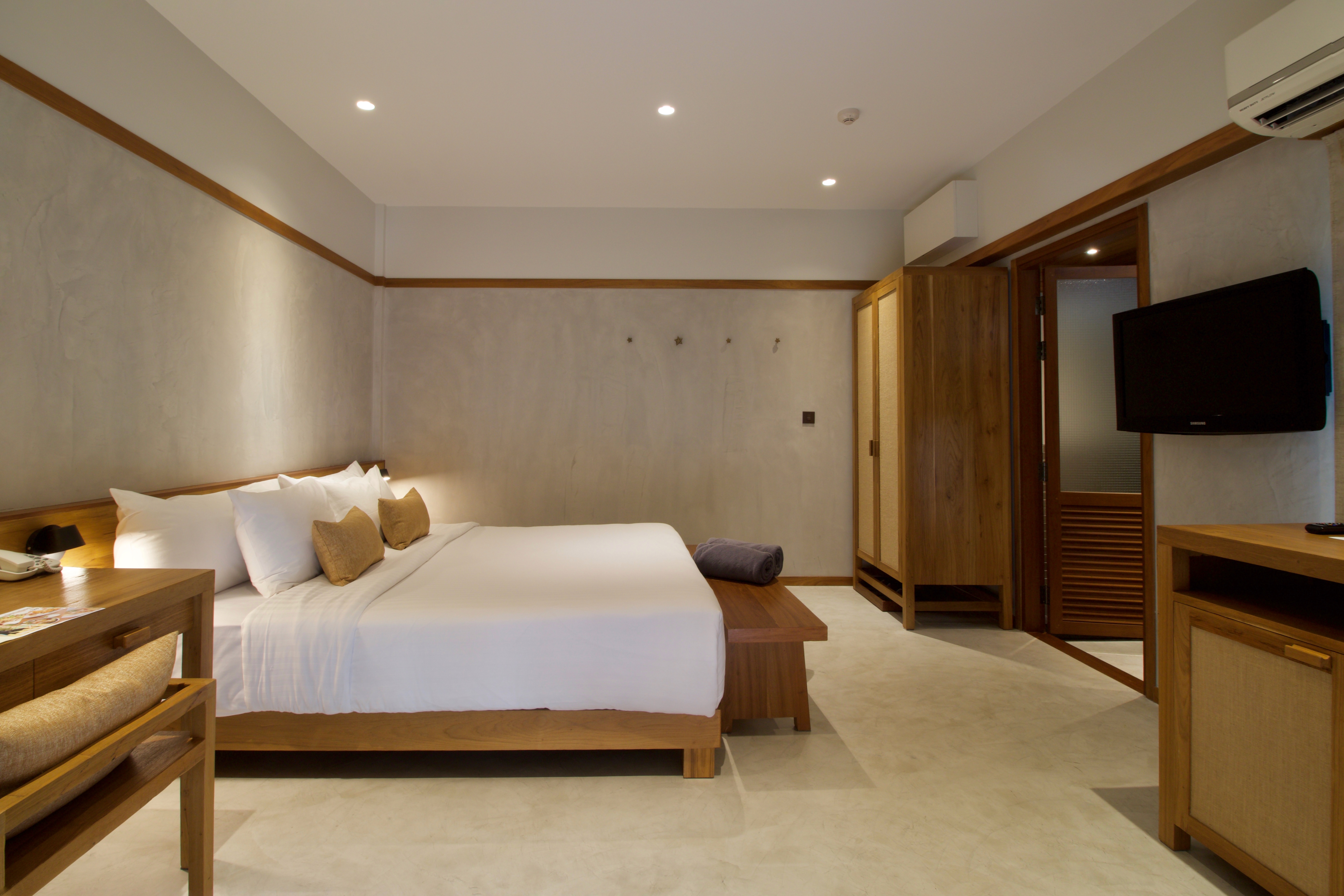 Double or Twin Deluxe