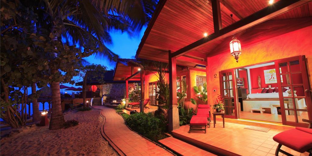 Bungalow Deluxe Beach Front