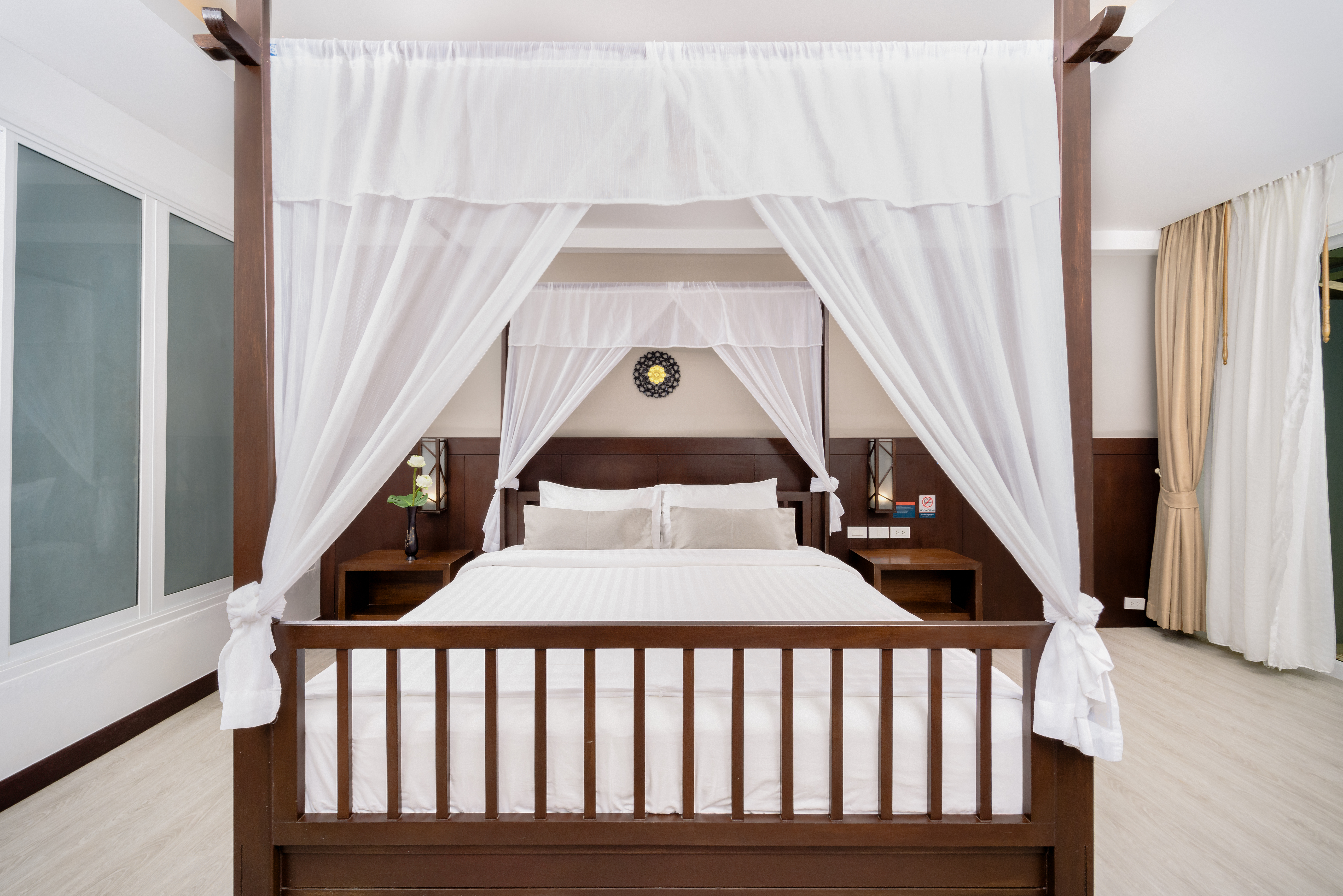 Double or Twin Deluxe