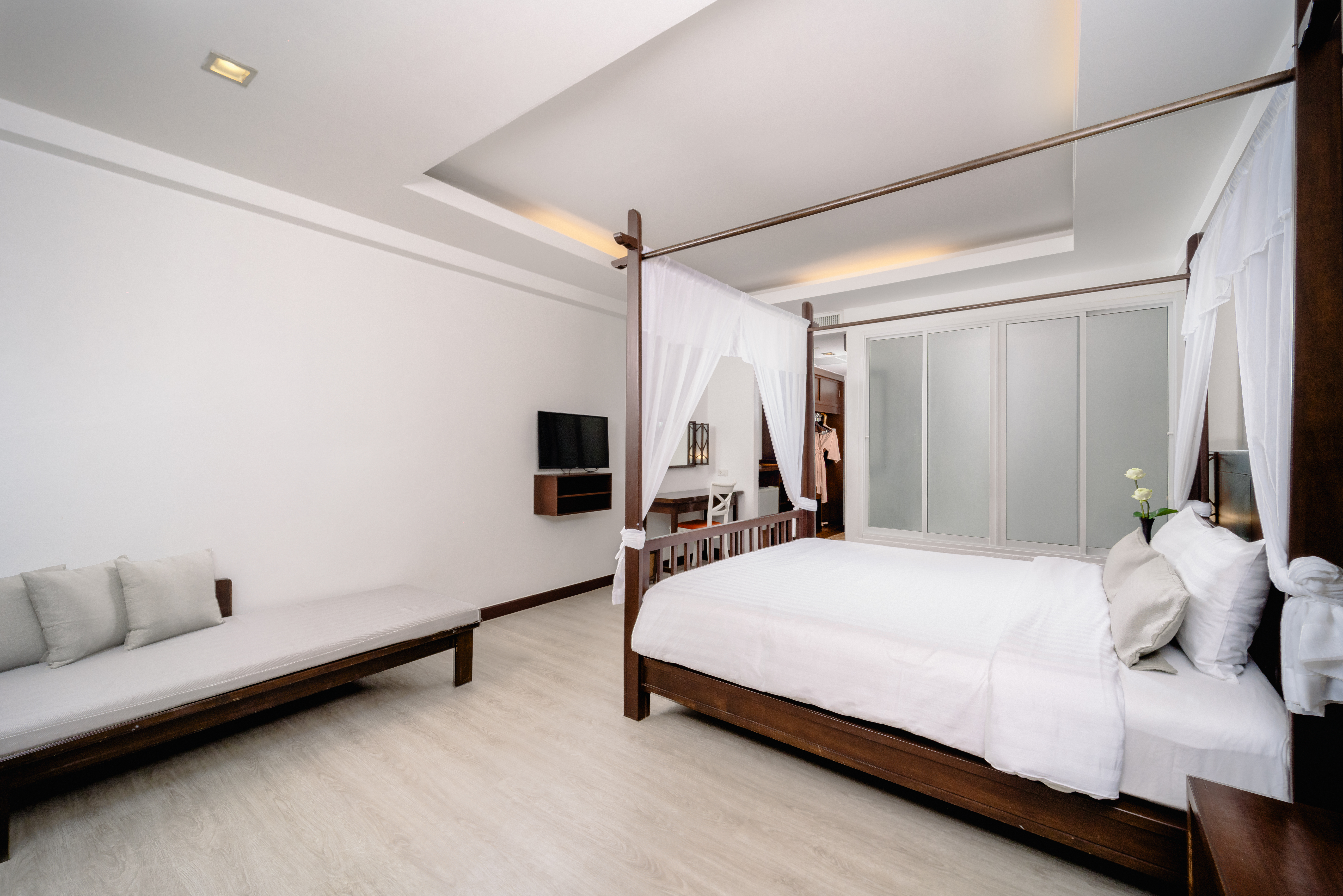 Double or Twin Deluxe